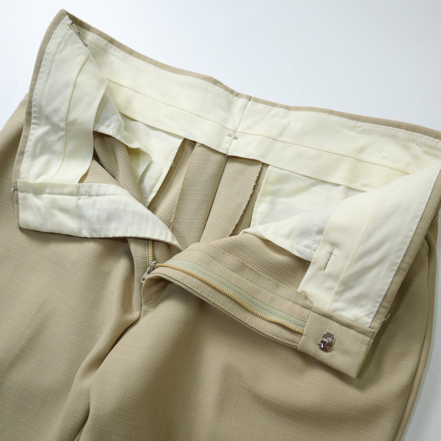 (32W)70s Levi’s 卡其色織紋喇叭褲 - 富士鳥古著