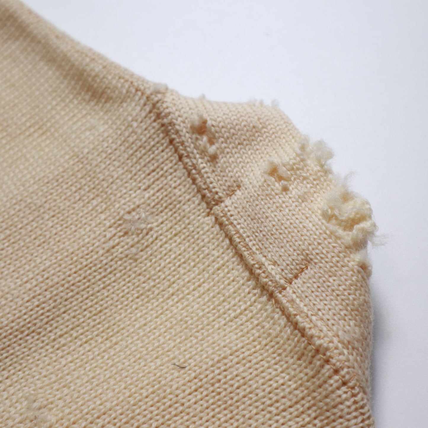 60's Letterman Sweater 米色羊毛針針織衫 Cardigan 校園針織衫 - 富士鳥古著