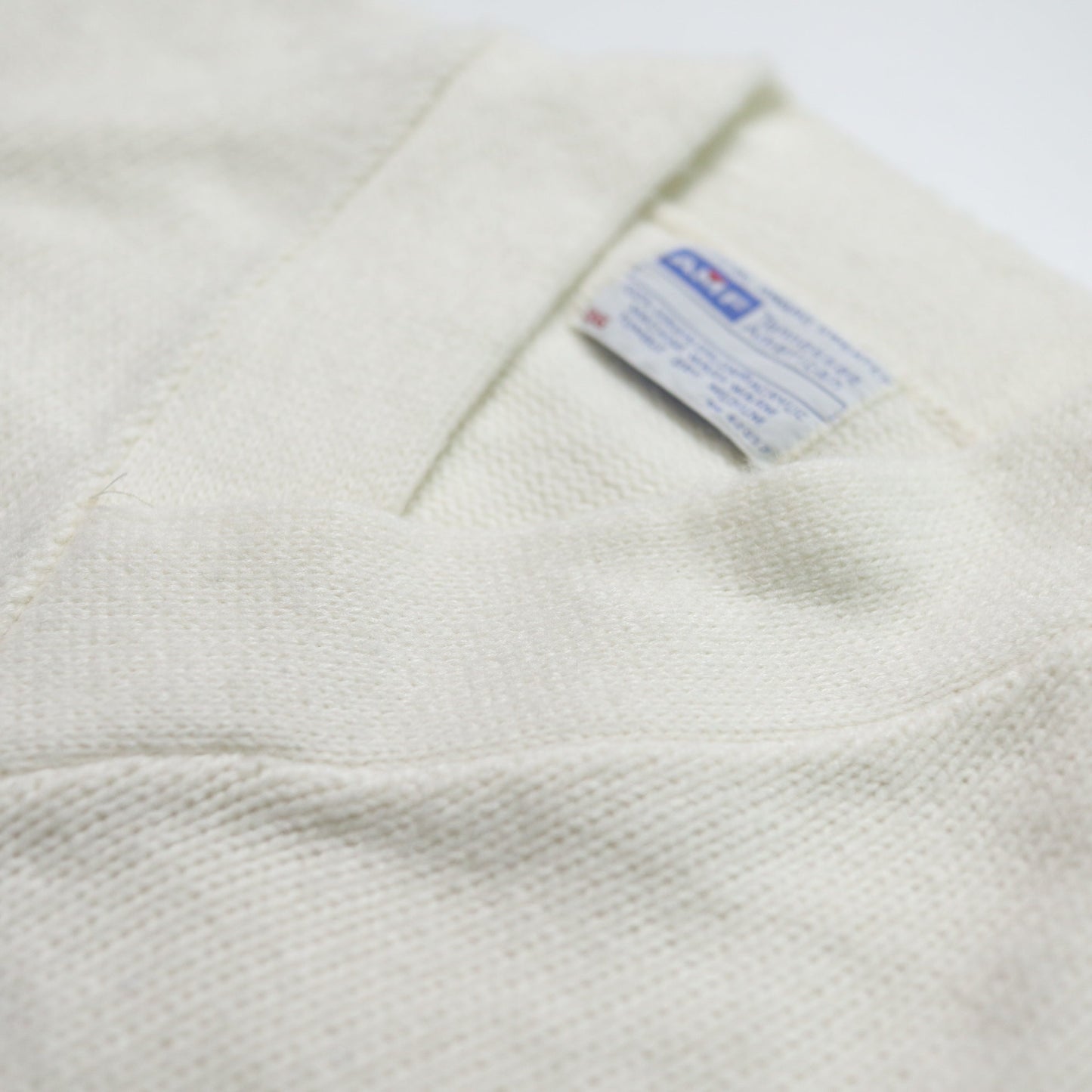70's AMF 白色V領校園針織衫 Letterman Sweater 套頭針織毛衣 - 富士鳥古著