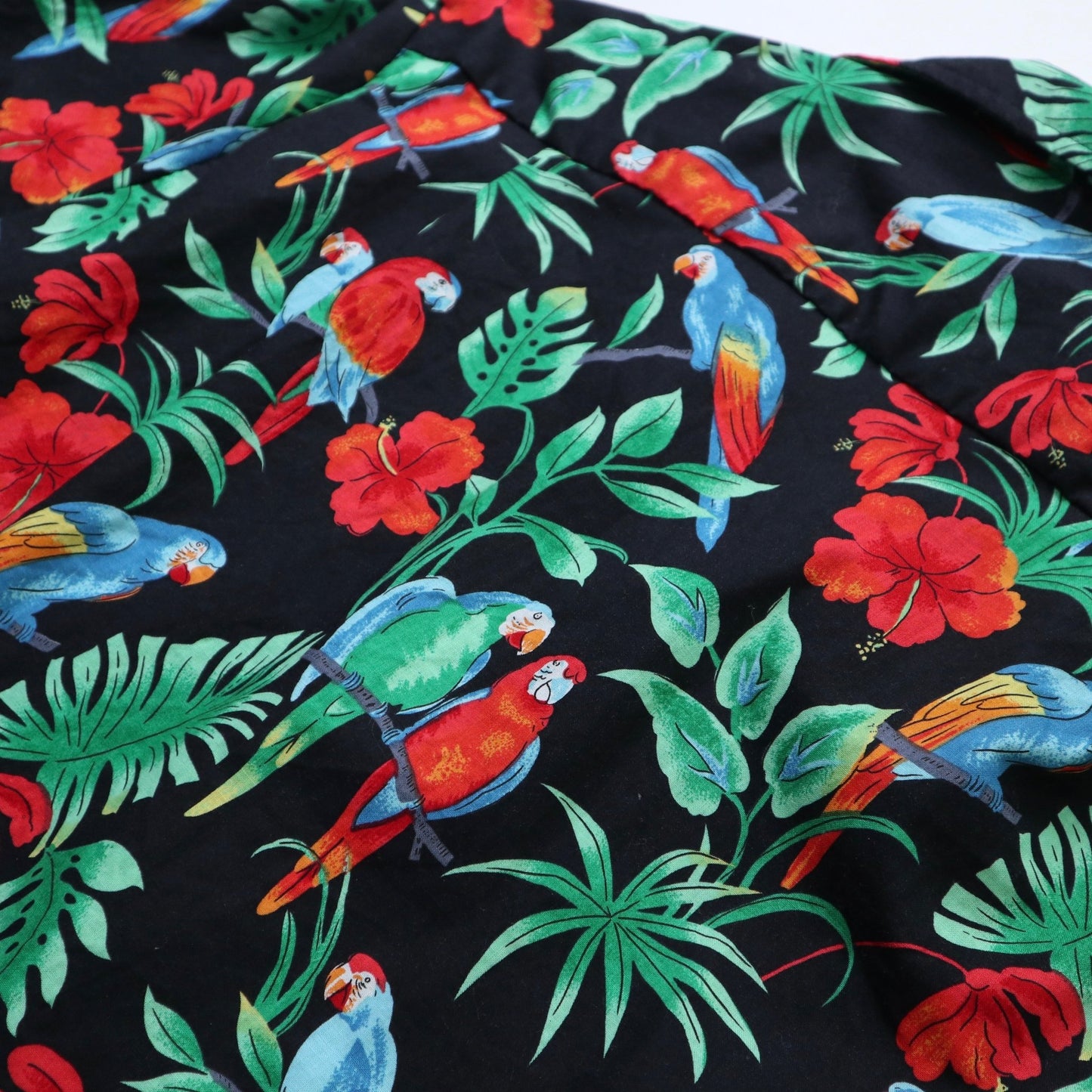 80s RJC 夏威夷製 黑底鸚鵡印花夏威夷襯衫 - 富士鳥古著