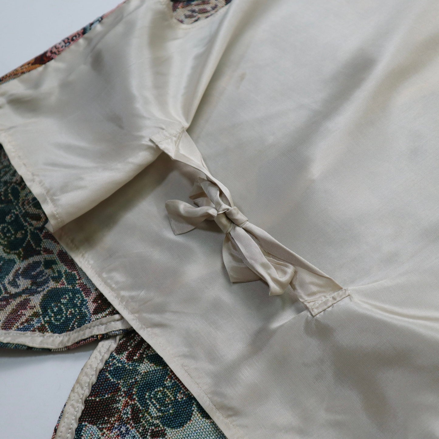 90s 美國製 小豬圖騰刺繡花毯背心 - 富士鳥古著