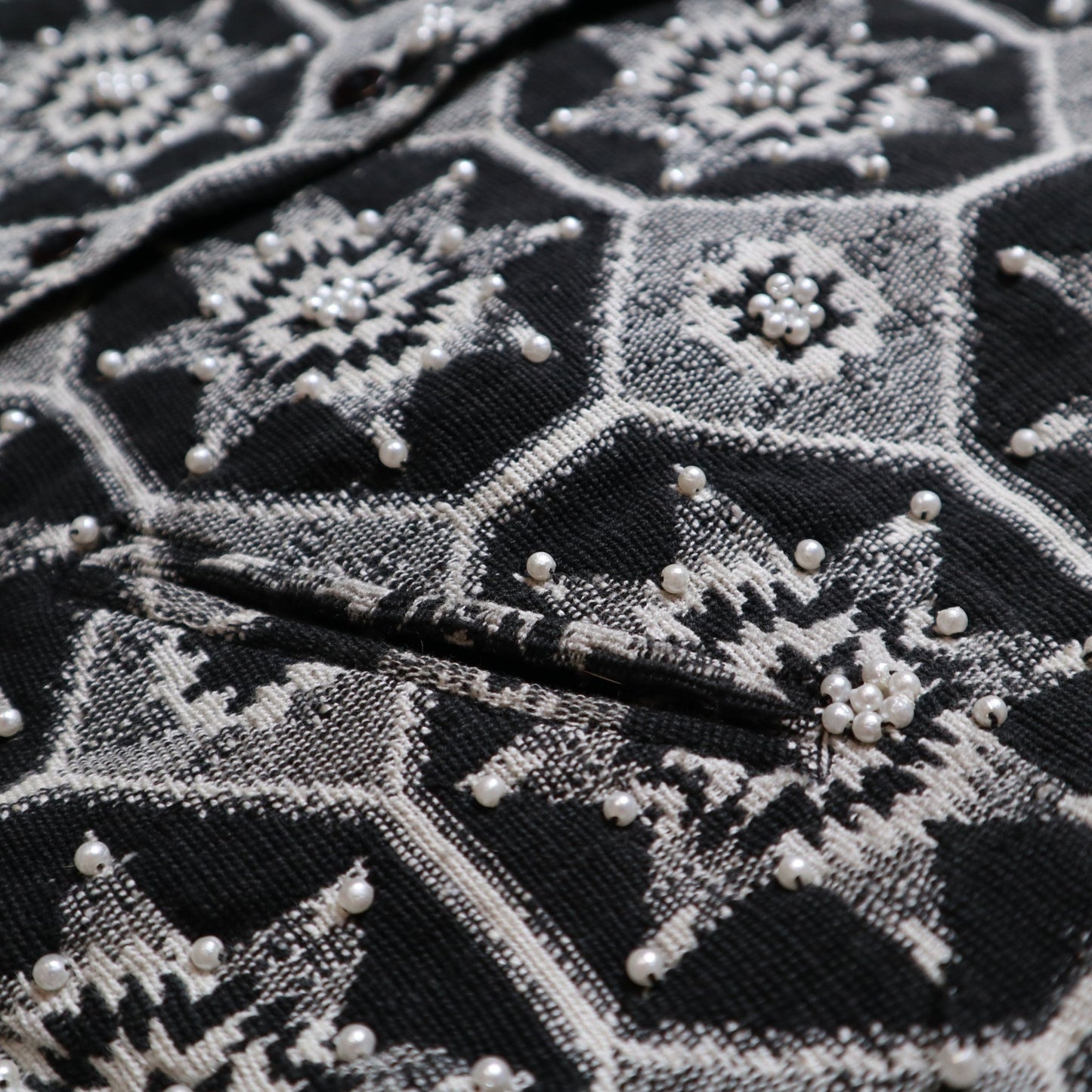 90s 黑色典雅珠珠花毯背心 - 富士鳥古著