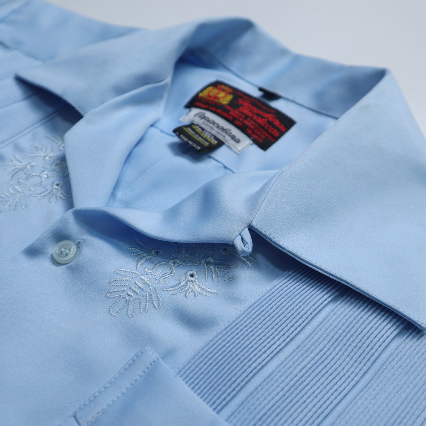 80s/90s aqua blue embroidered three-dimensional striped Cuban shirt made in Mexico