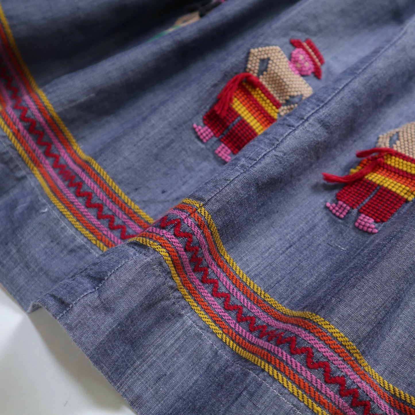 （27W) 80s 瓜地馬拉手工人偶刺繡 青年布半身裙 - 富士鳥古著