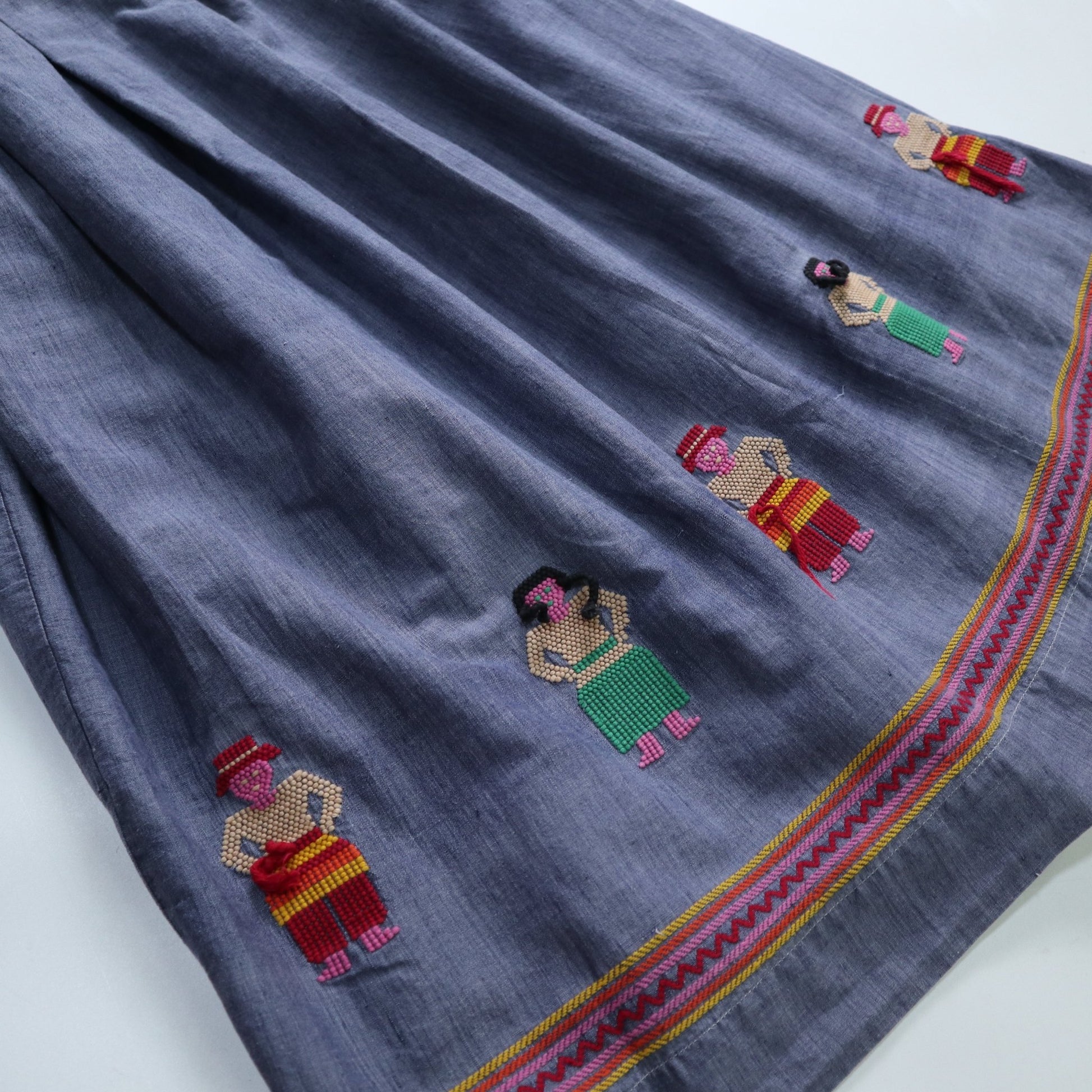（27W) 80s 瓜地馬拉手工人偶刺繡 青年布半身裙 - 富士鳥古著