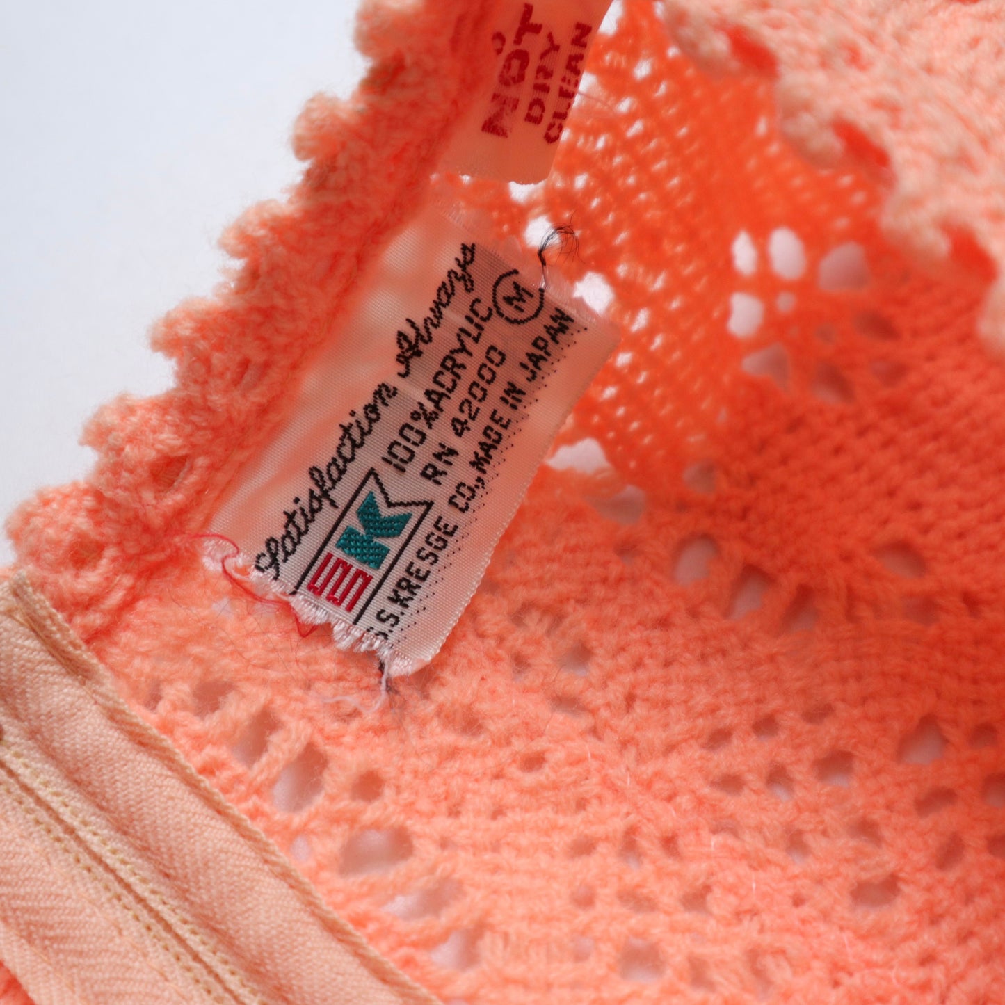 60-70s Kmart Japanese-made orange crochet vest knitted vest