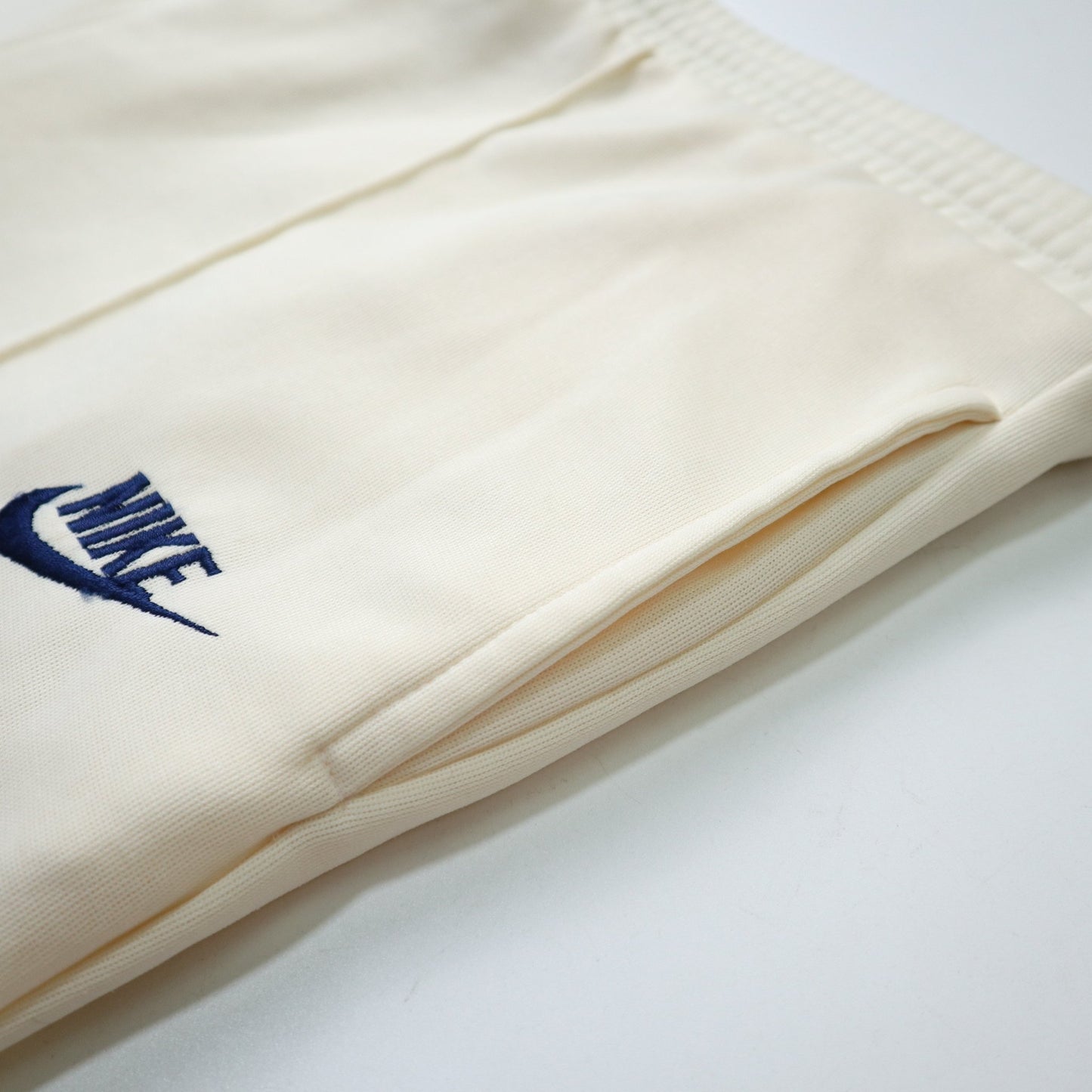 （33 - 38W) 70 - 80s NIKE 奶油白運動長褲 - 富士鳥古著