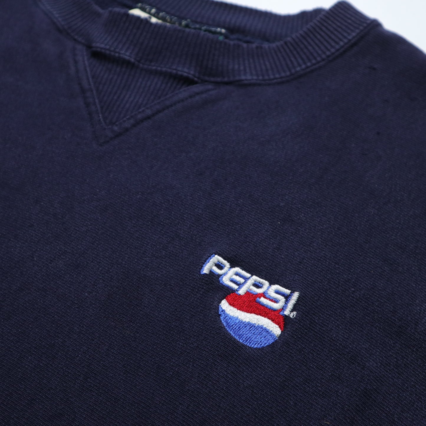 90s Canadian-made Pepsi-Cola plain sweatshirt, damaged by the wind and sun, old-fashioned vintage sweatshirt