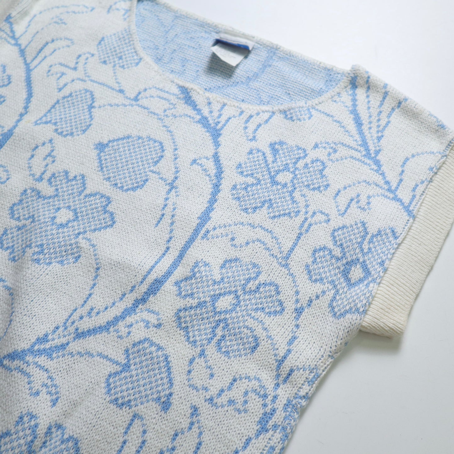 80s American-made white and aqua blue printed knitted top