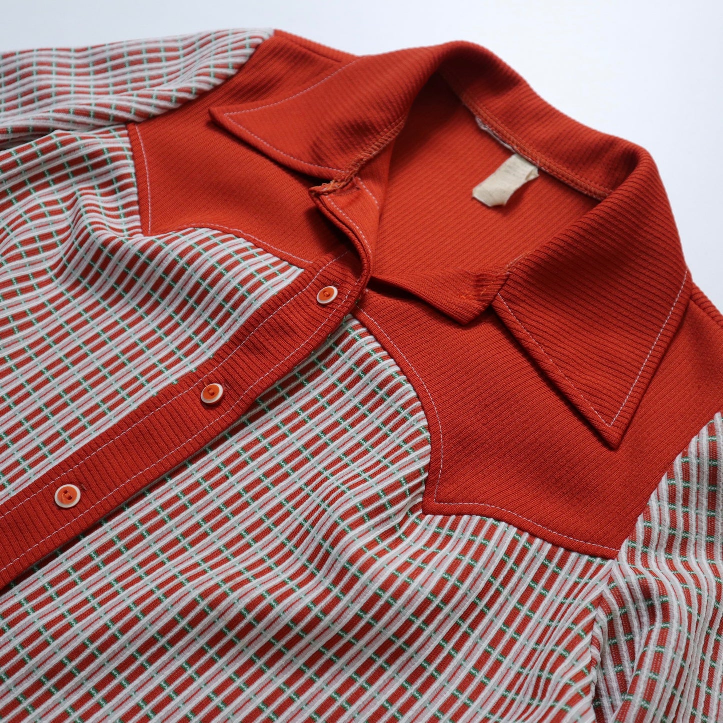 1970年代のオレンジレッドチェック柄のアローカラーウエスタンシャツ
