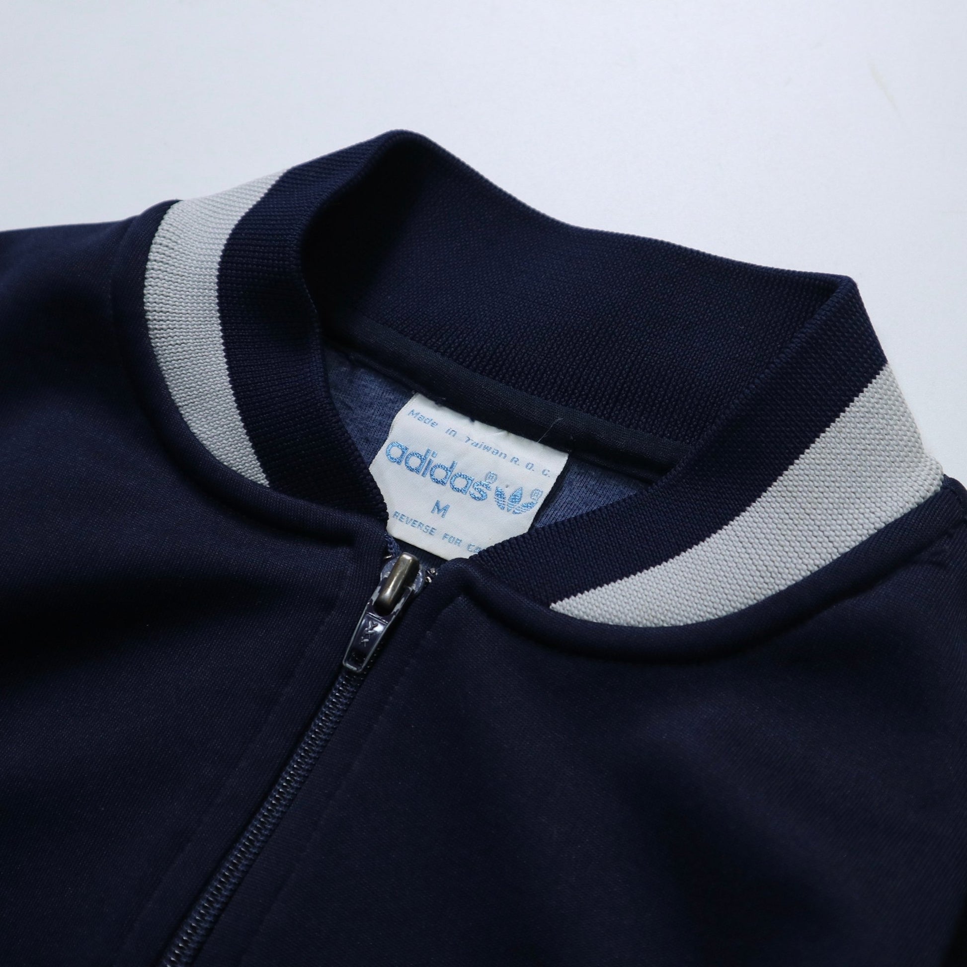 70 - 80s Adidas 台灣製 藍灰拼色運動外套 - 富士鳥古著