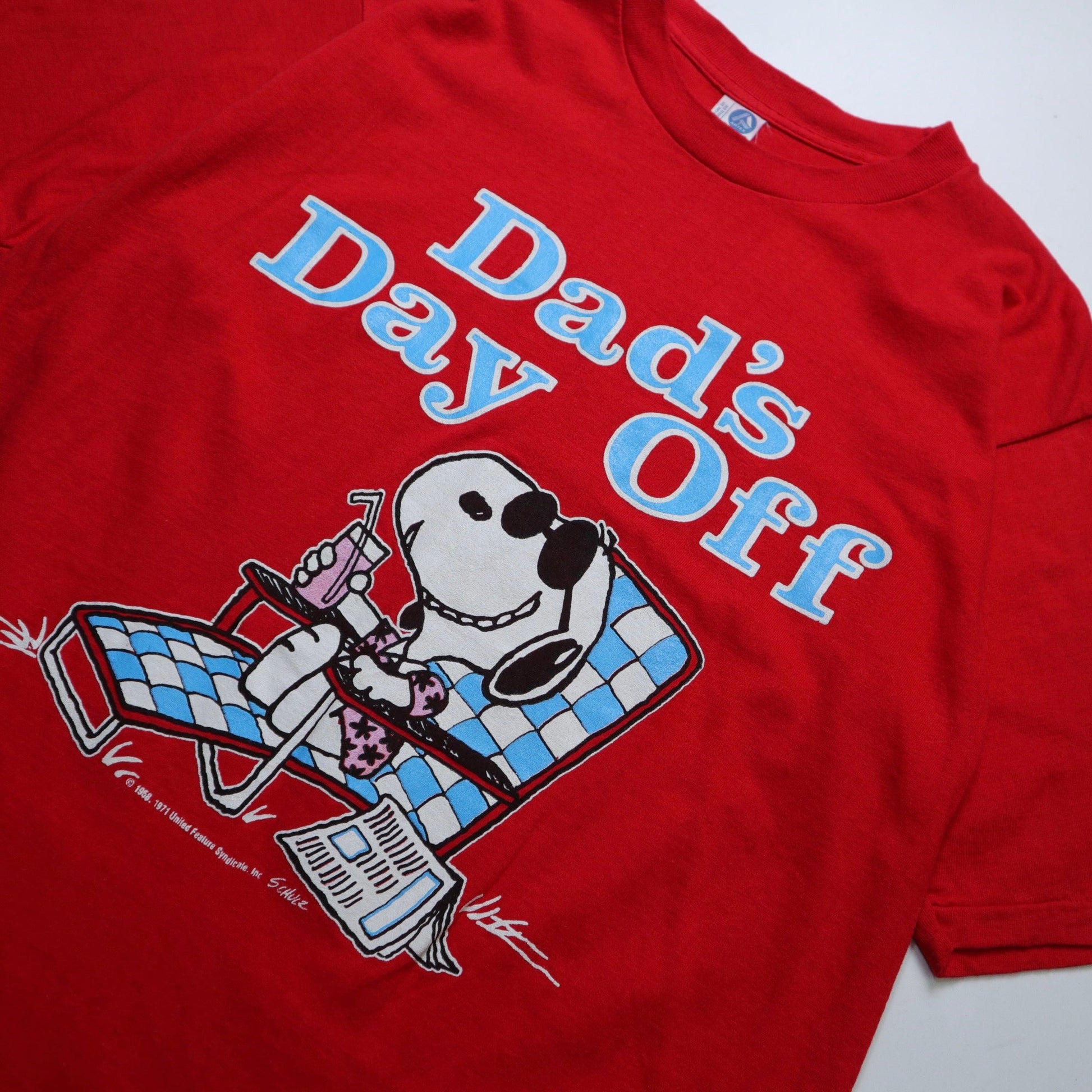 70 - 80s 美國製 Dad’s Day off Snoopy 沙灘椅渡假tee - 富士鳥古著