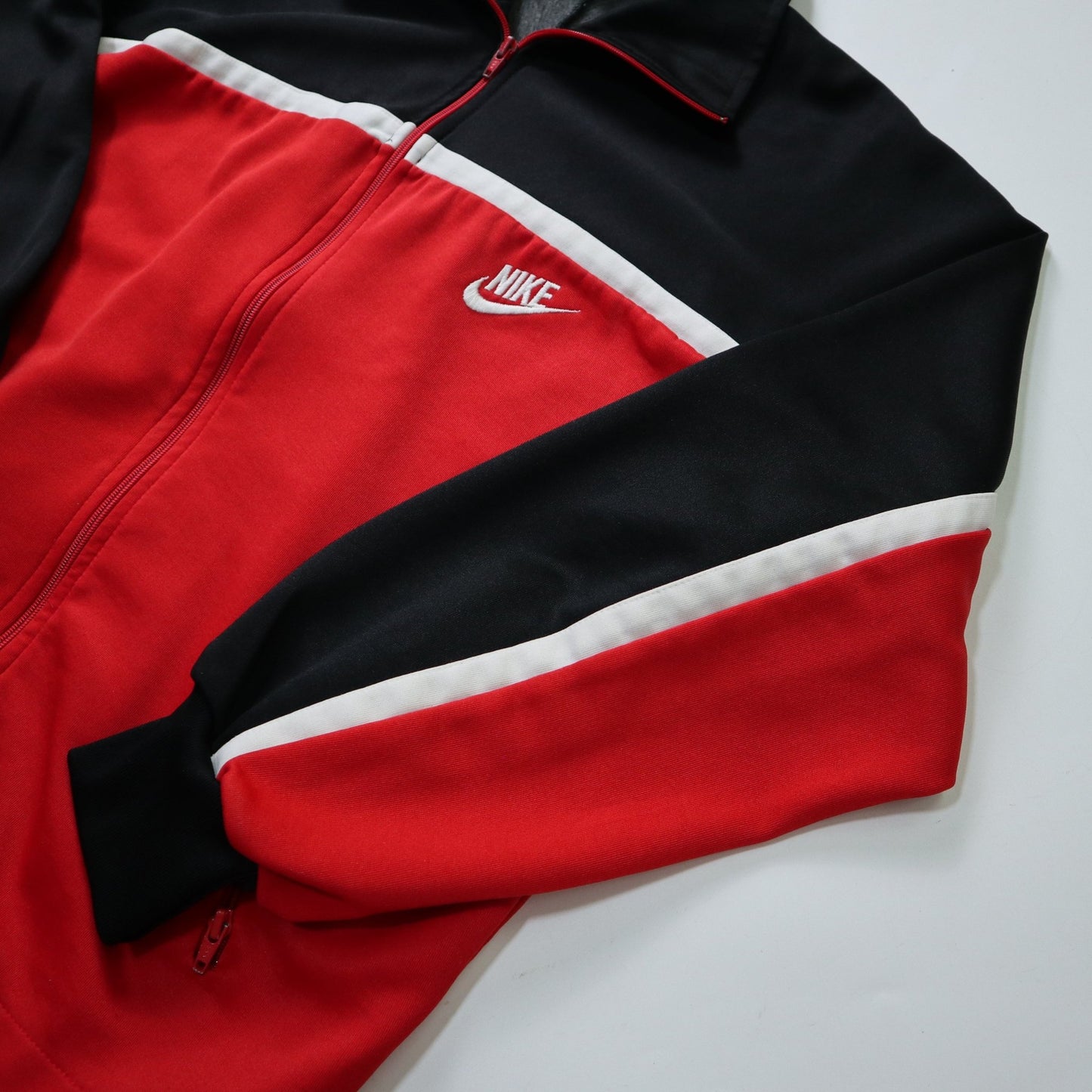 70 - 80s NIKE 台灣製 紅黑拼色運動外套 - 富士鳥古著