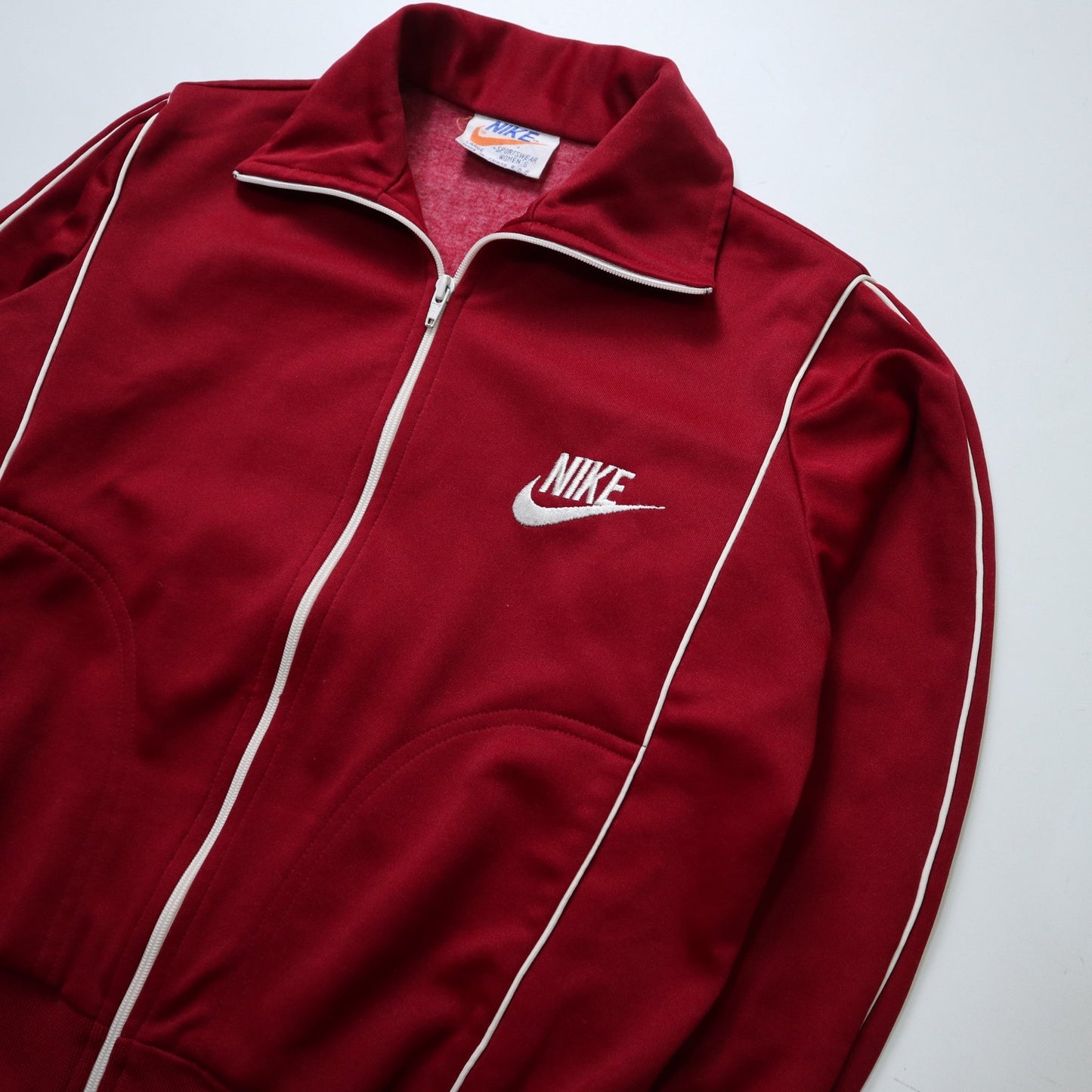 70 - 80s NIKE 台灣製 紅色素面運動外套 - 富士鳥古著