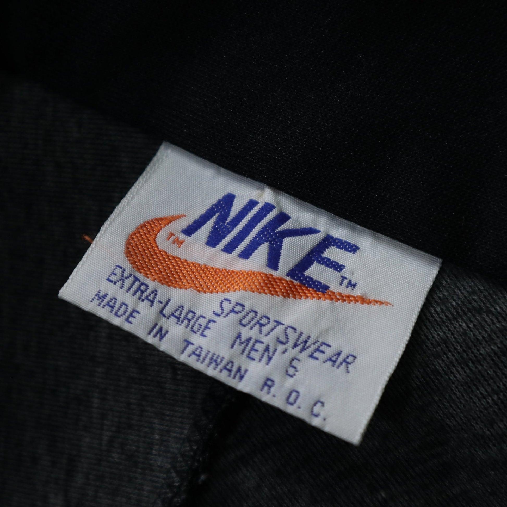 70 - 80s NIKE 台灣製 紅黑拼色運動外套 - 富士鳥古著