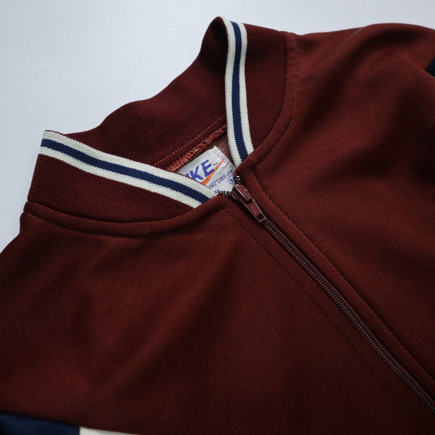 70 - 80s NIKE 台灣製 奶油白x咖啡拼色運動外套 - 富士鳥古著