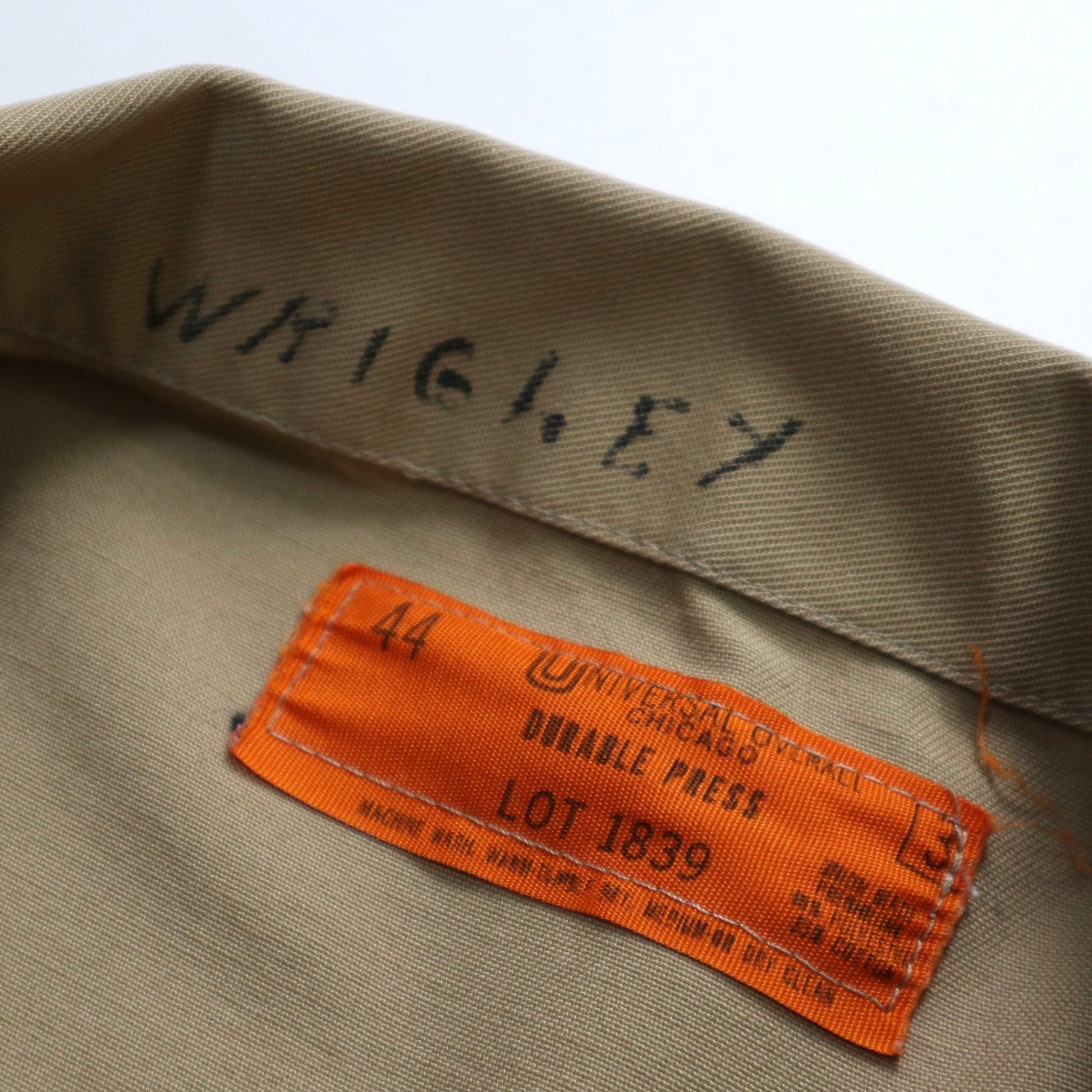 70s Universal Overall 卡其色工作外套 Union made - 富士鳥古著