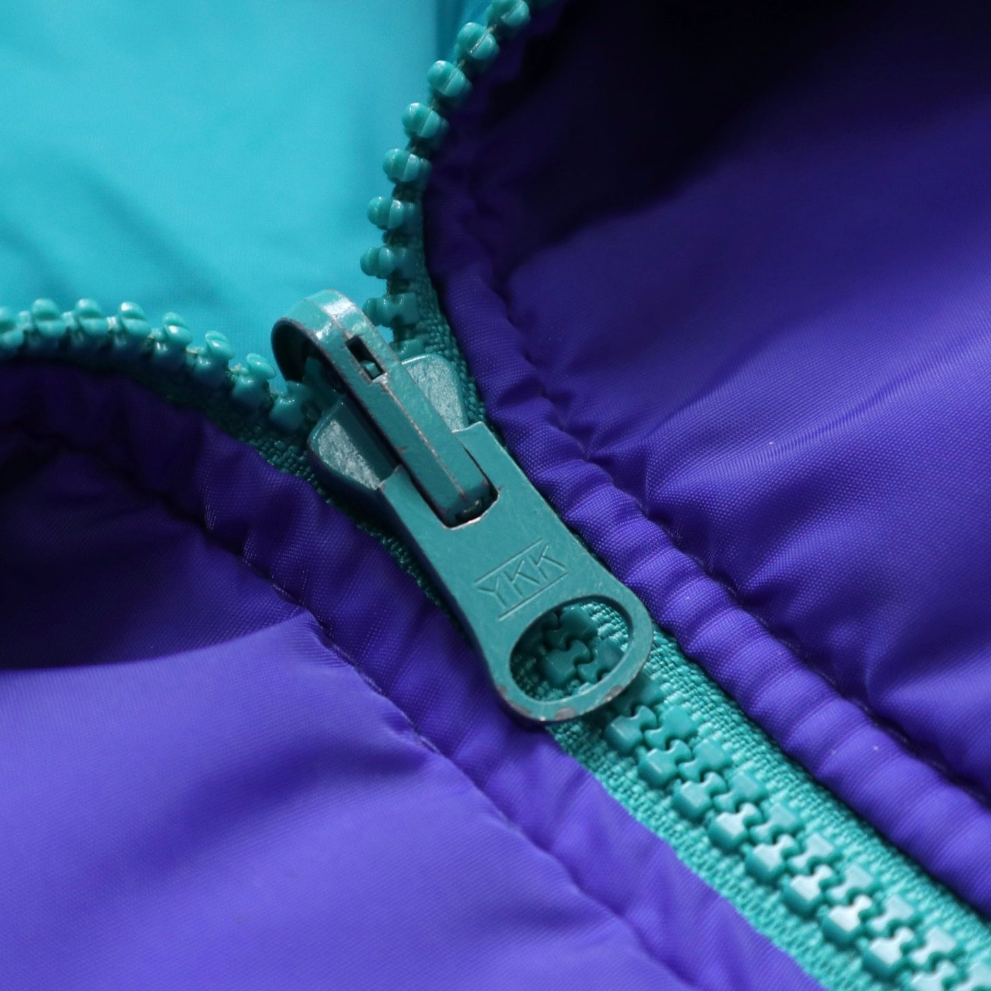 80 - 90s Columbia 雙面穿/紫綠拼色防風保暖外套 - 富士鳥古著