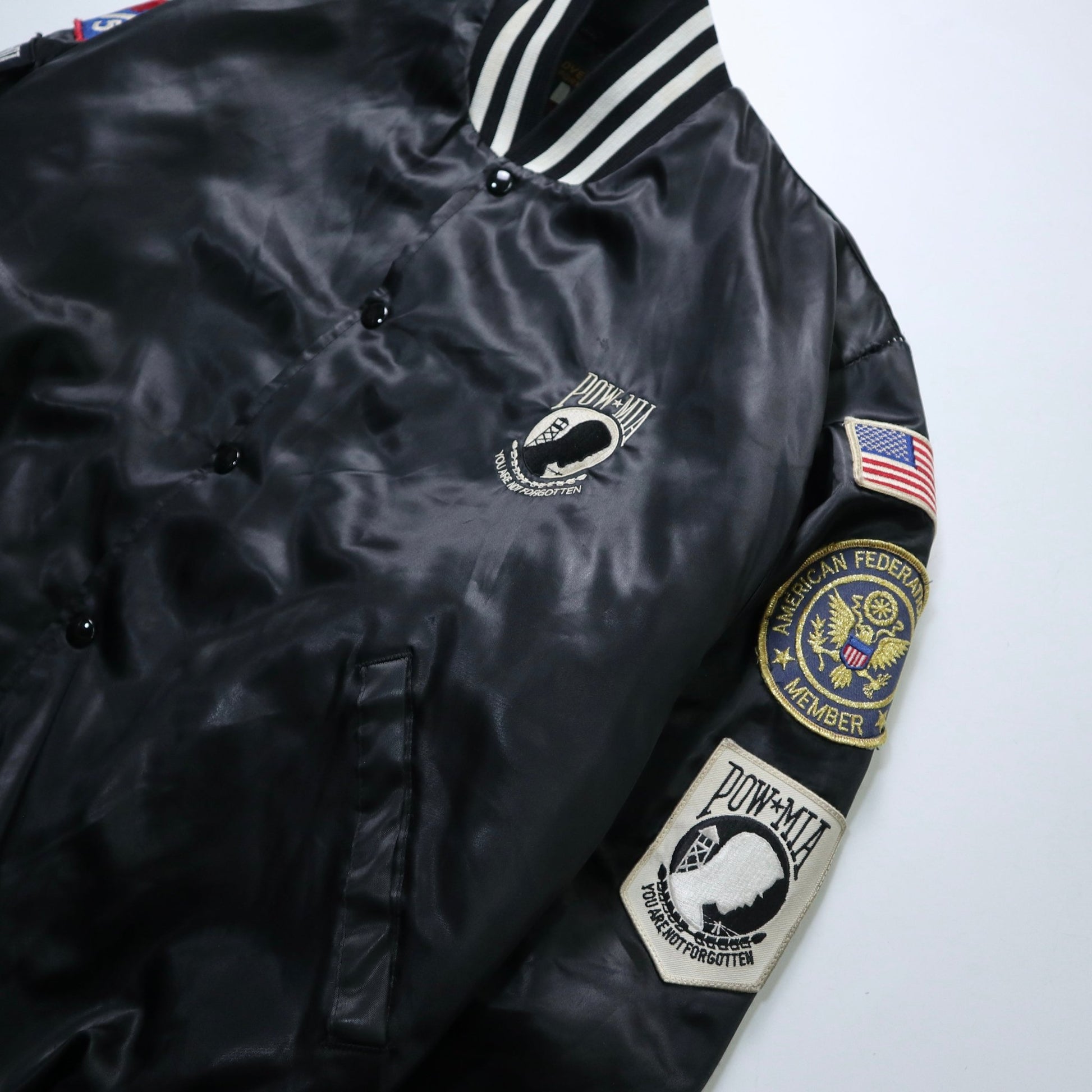 80 - 90s 美國製 POW/MIA 黑色緞面紀念夾克 - 富士鳥古著