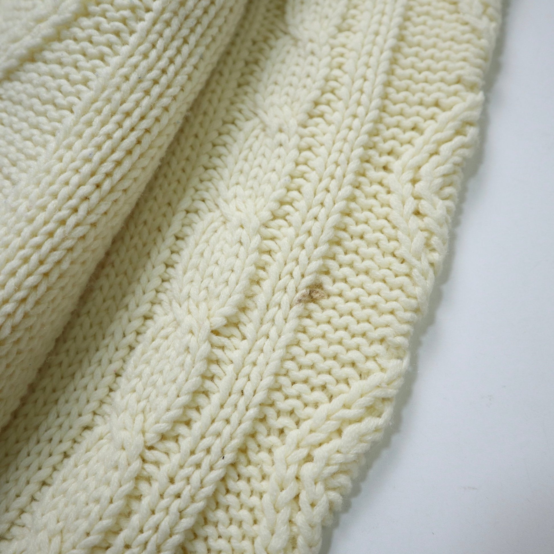 80s 台灣製 米白色圓領針織衫 - 富士鳥古著