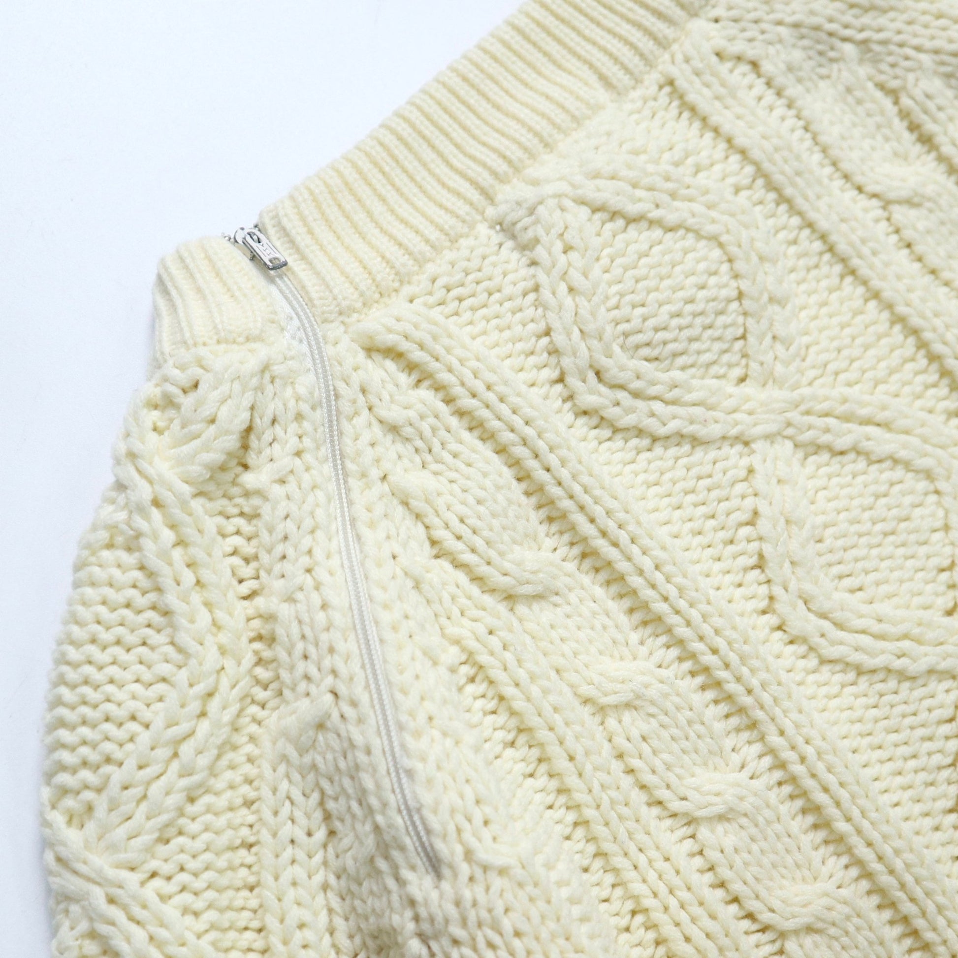 80s 台灣製 米白色圓領針織衫 - 富士鳥古著