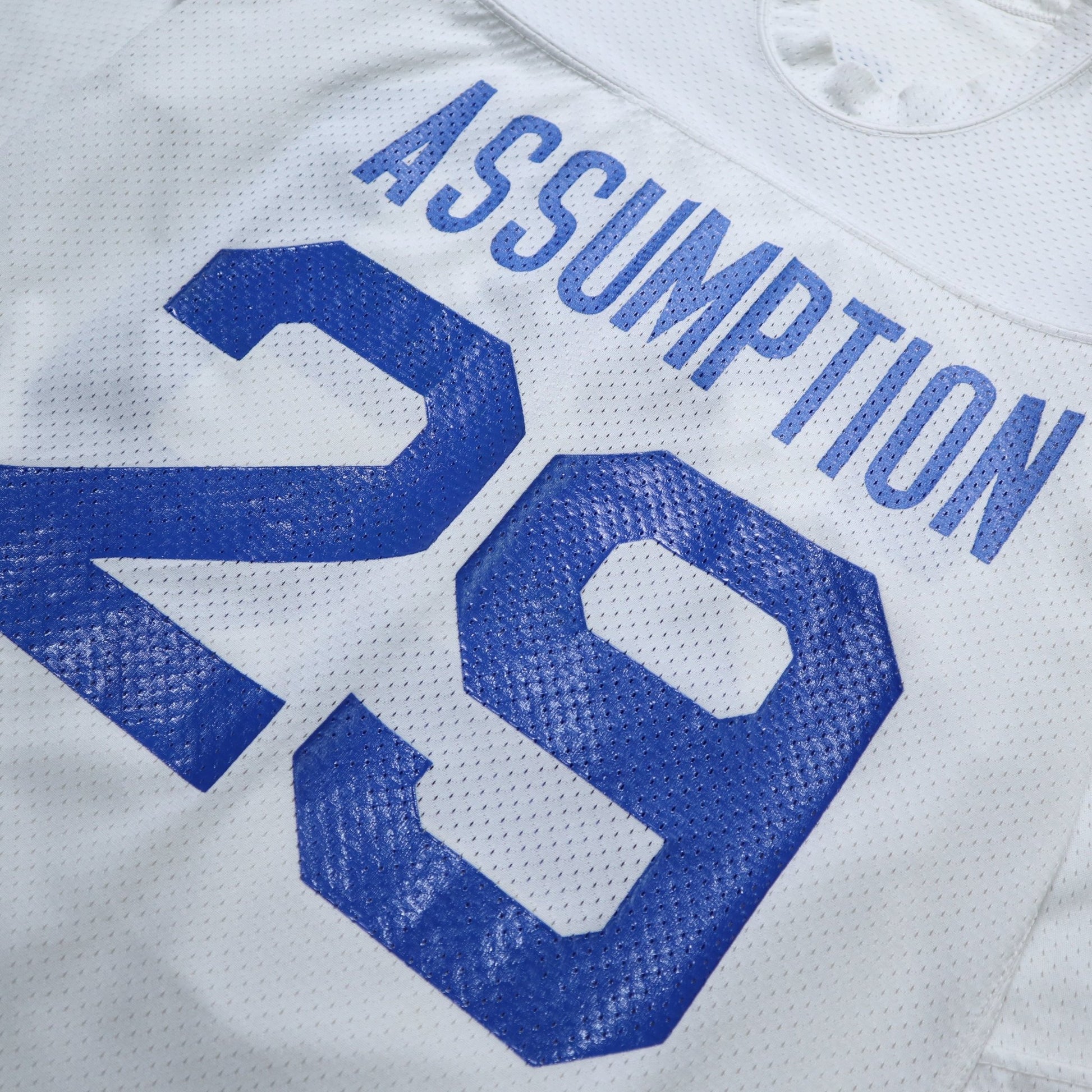 80s 美國製 Champion Assumption University 白色網洞美式足球衣 - 富士鳥古著