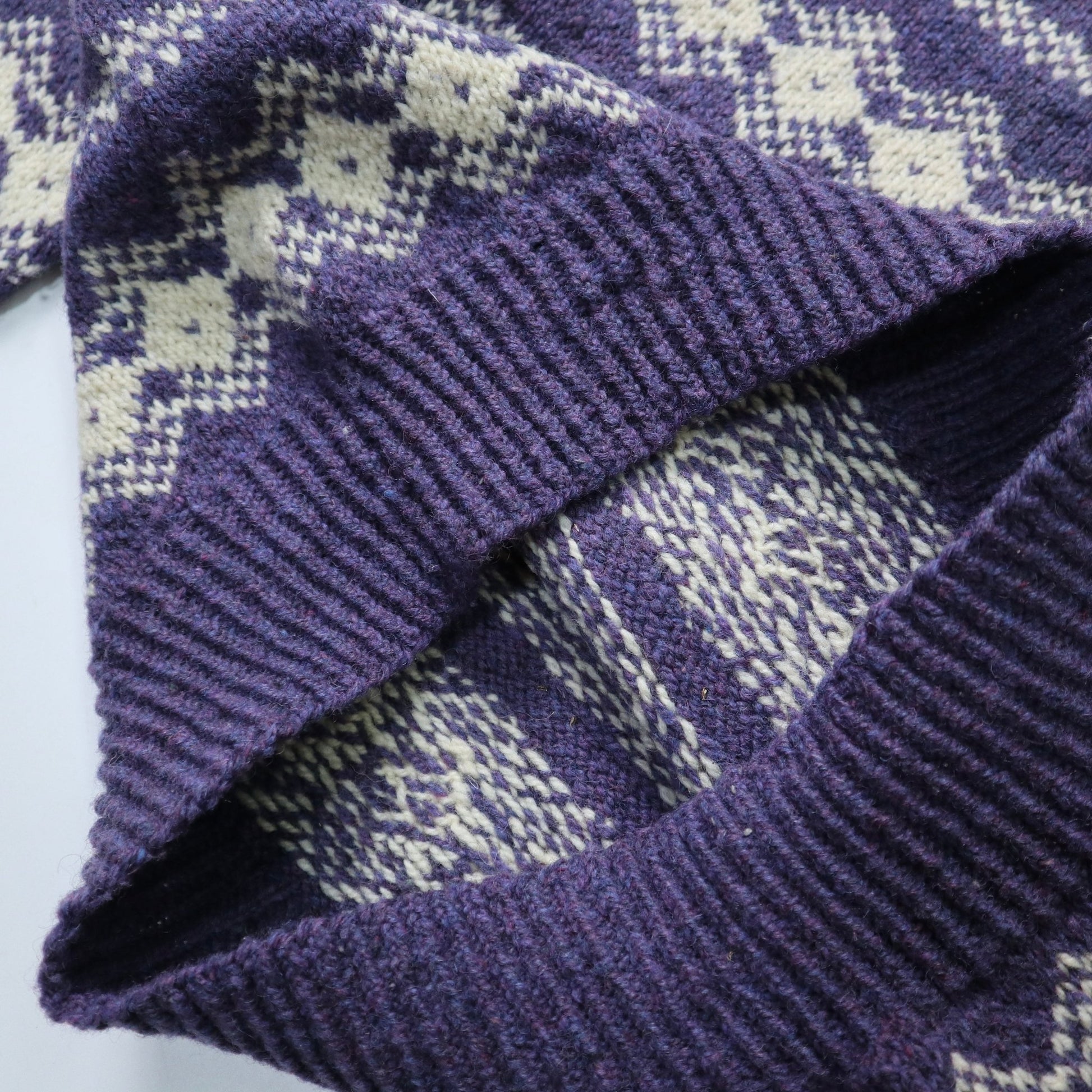 80s 加拿大製 Yarn Point Crafts 手工製·紫色羊毛圖騰毛衣 - 富士鳥古著
