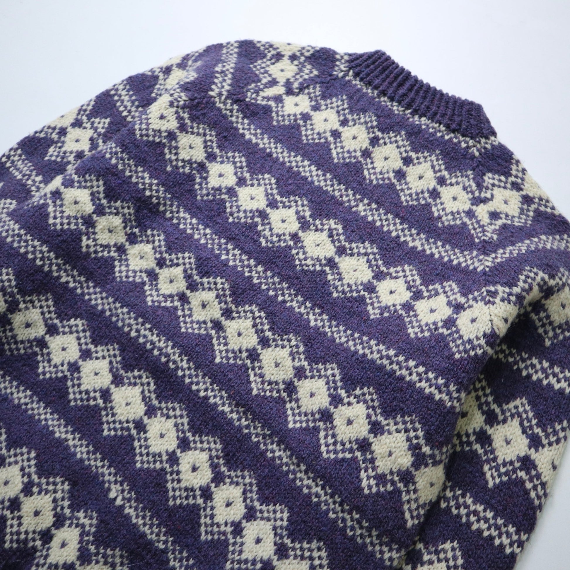 80s 加拿大製 Yarn Point Crafts 手工製·紫色羊毛圖騰毛衣 - 富士鳥古著