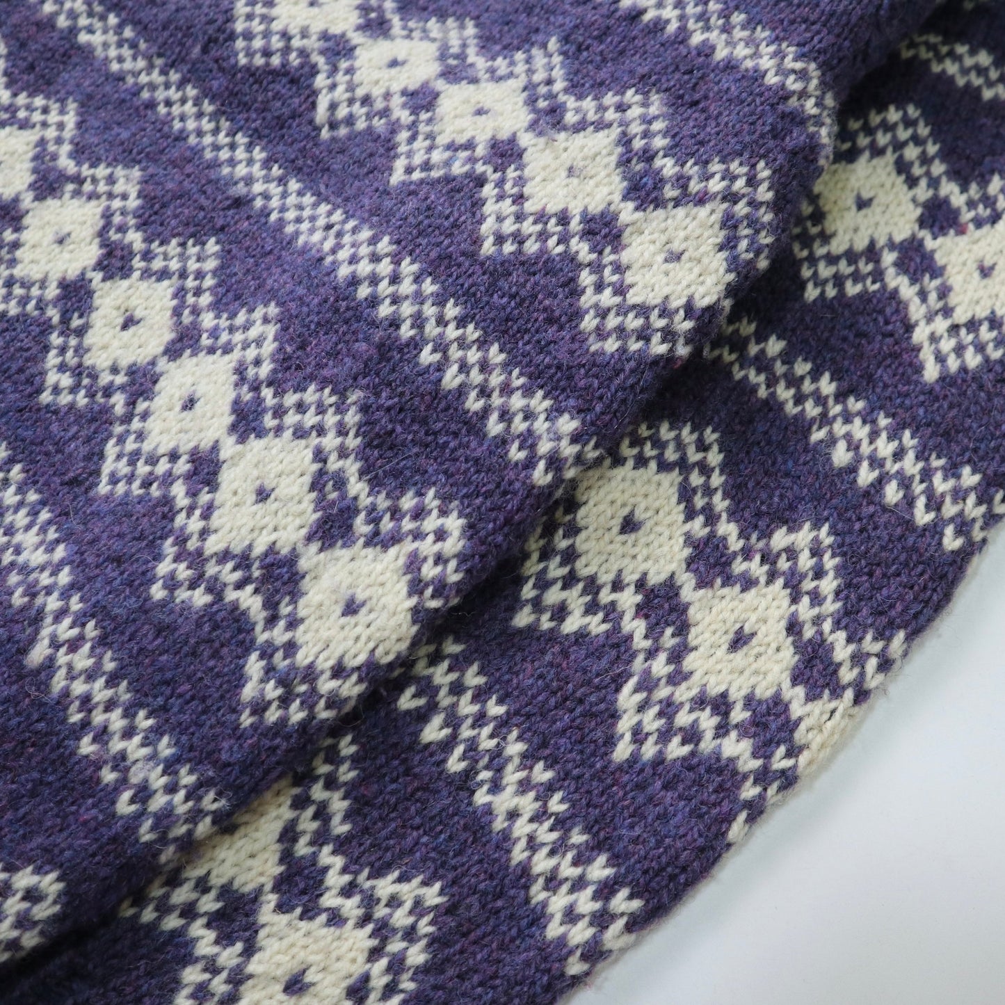 80s 加拿大製 Yarn Point Crafts 手工製·紫色羊毛圖騰毛衣 - 富士鳥古著