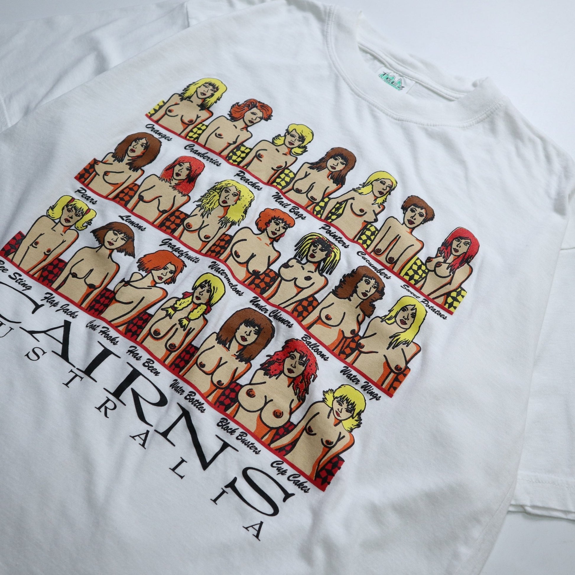 90s Cairns Australia 手繪印花嘲諷tee - 富士鳥古著