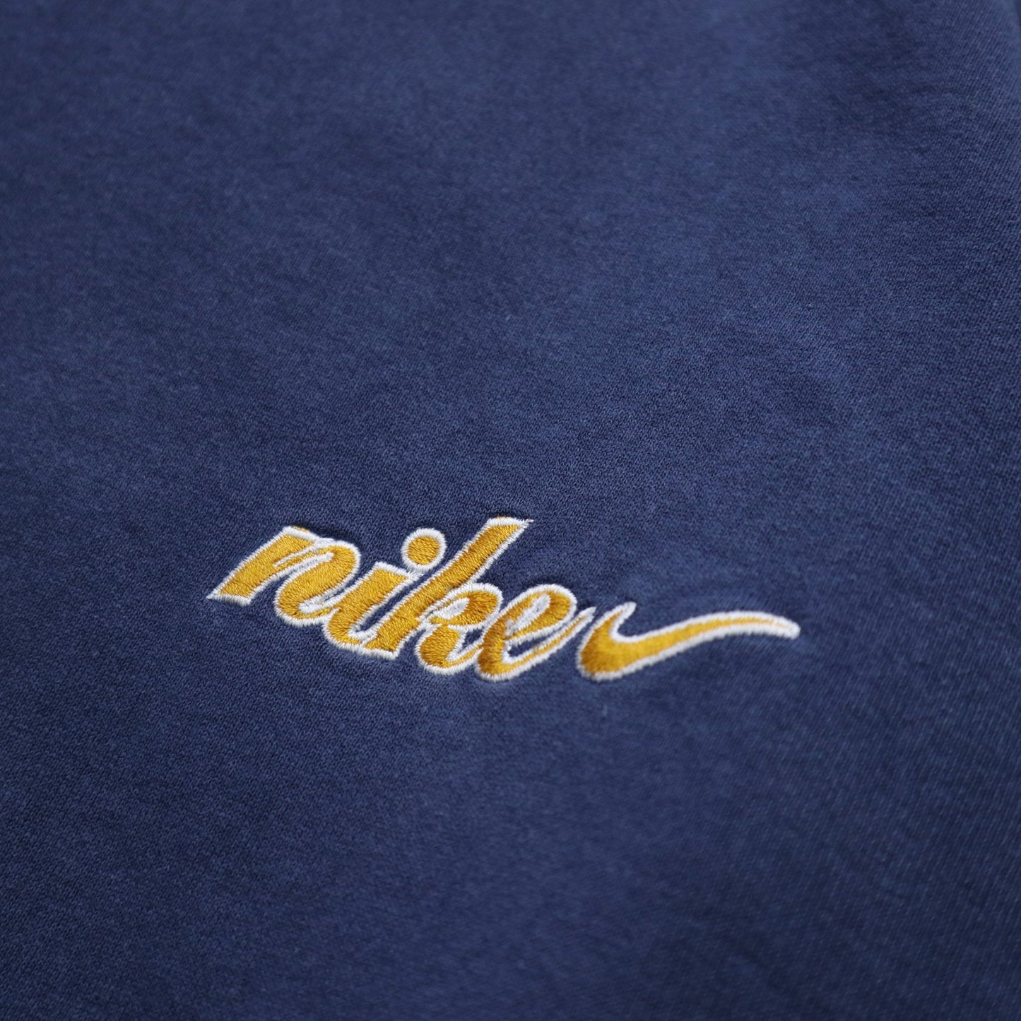 90s NIKE 美國製 藏青色刺繡LOGO圓領衛衣 - 富士鳥古著