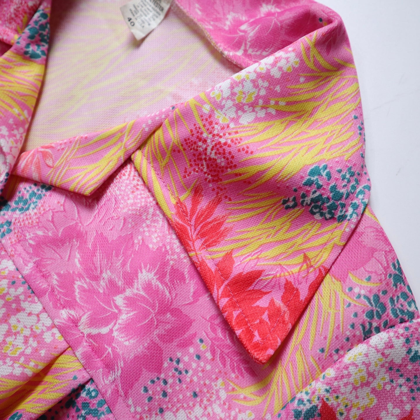1980s American made pink printed arrow collar shirt in polyester fabric