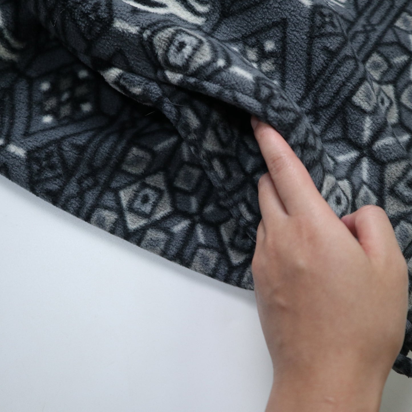 Big Dogs 灰色滿版圖騰抓毛絨套頭衫 - 富士鳥古著