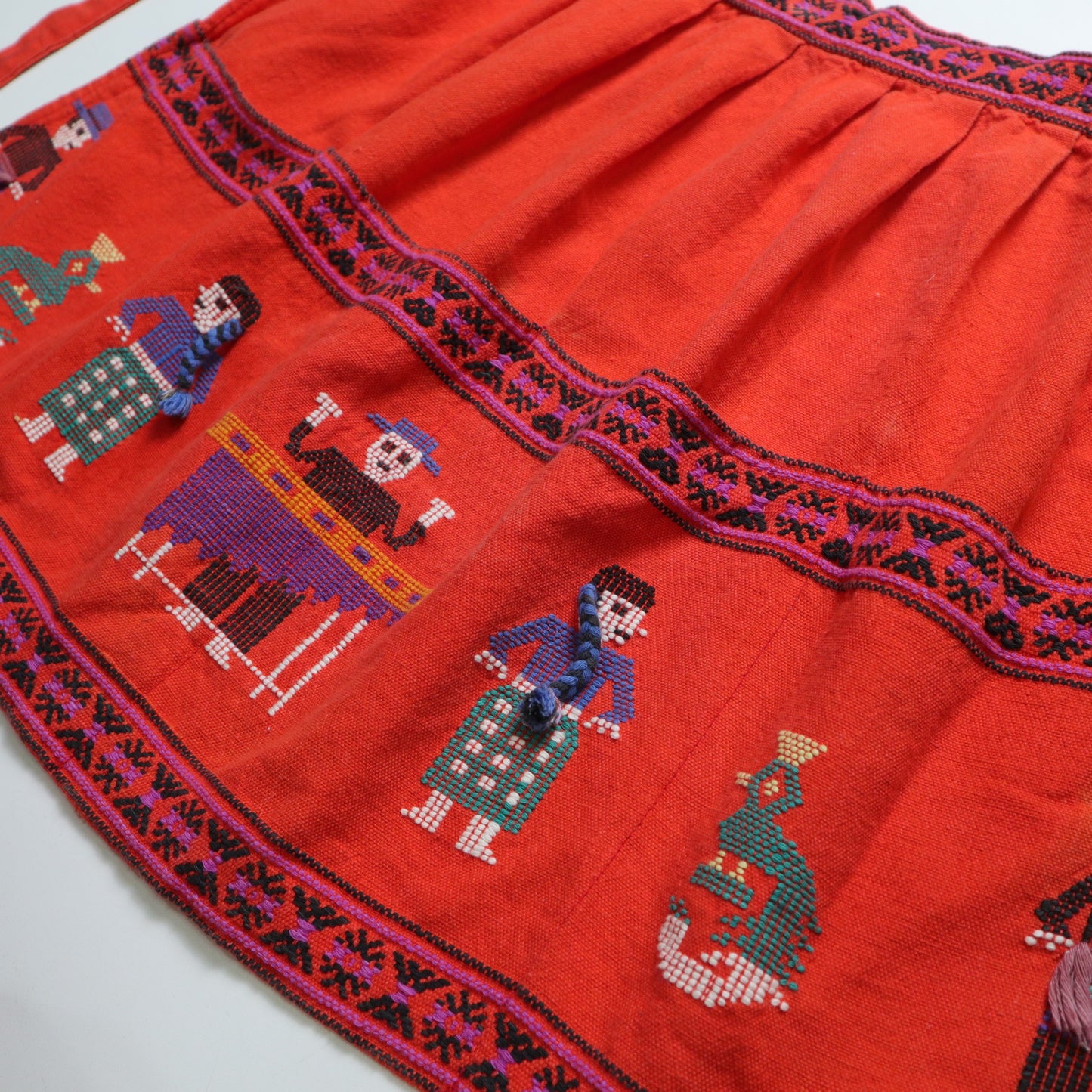 HANDMADE Apron 橘紅色瓜地馬拉手工刺繡圍裙