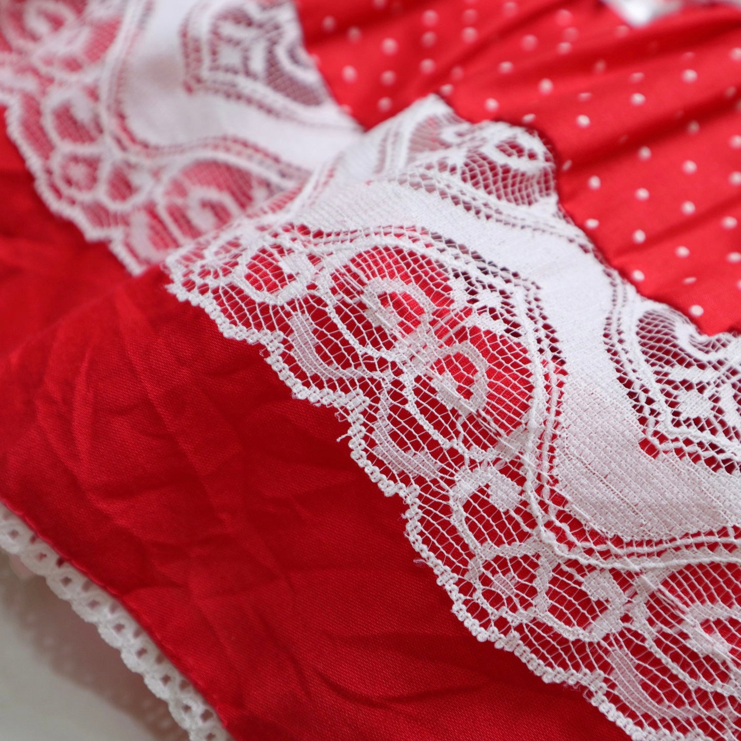 1980s red dotted lace trim skirt
