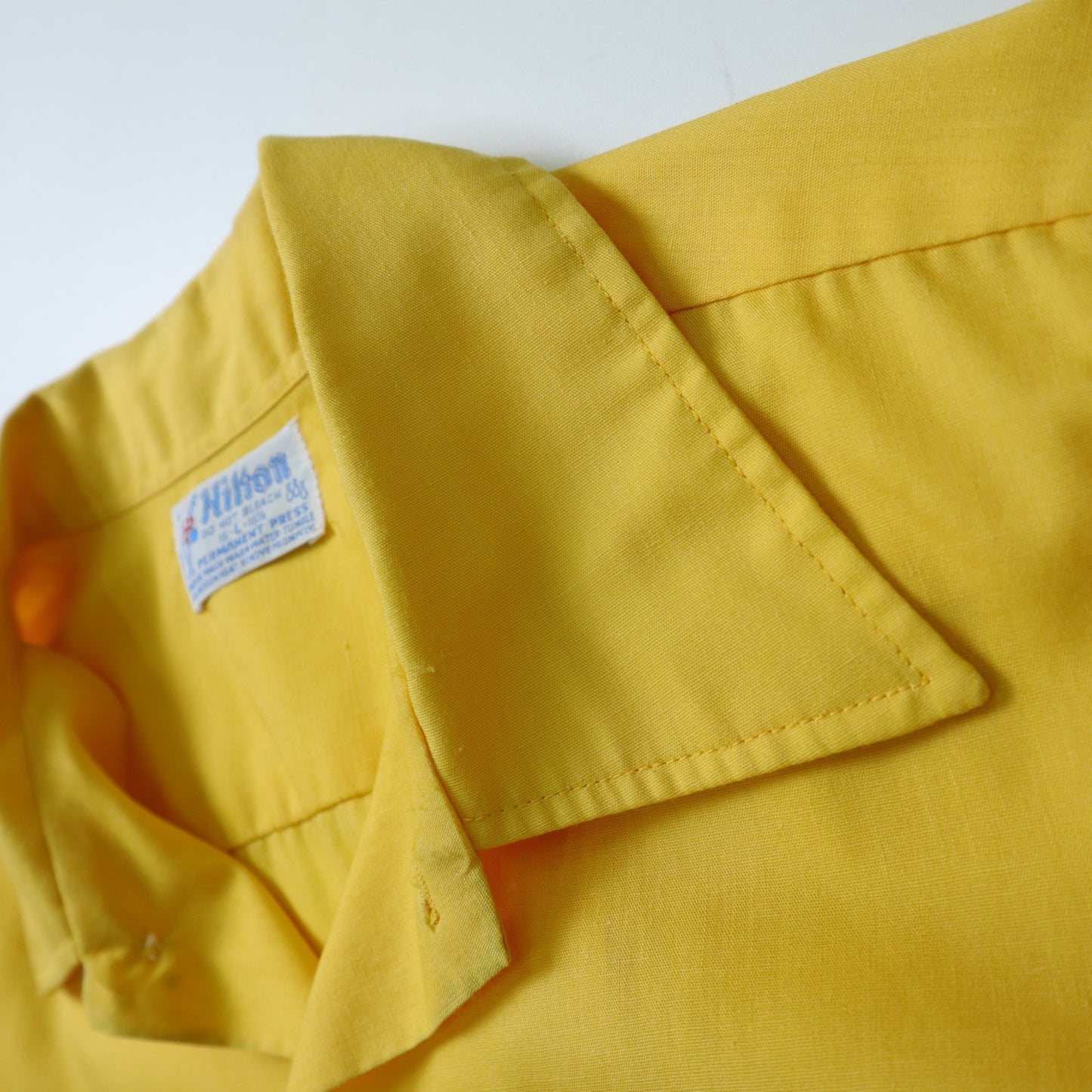 1970年代 ヒルトン アメリカ製 黄色のボウリングシャツ