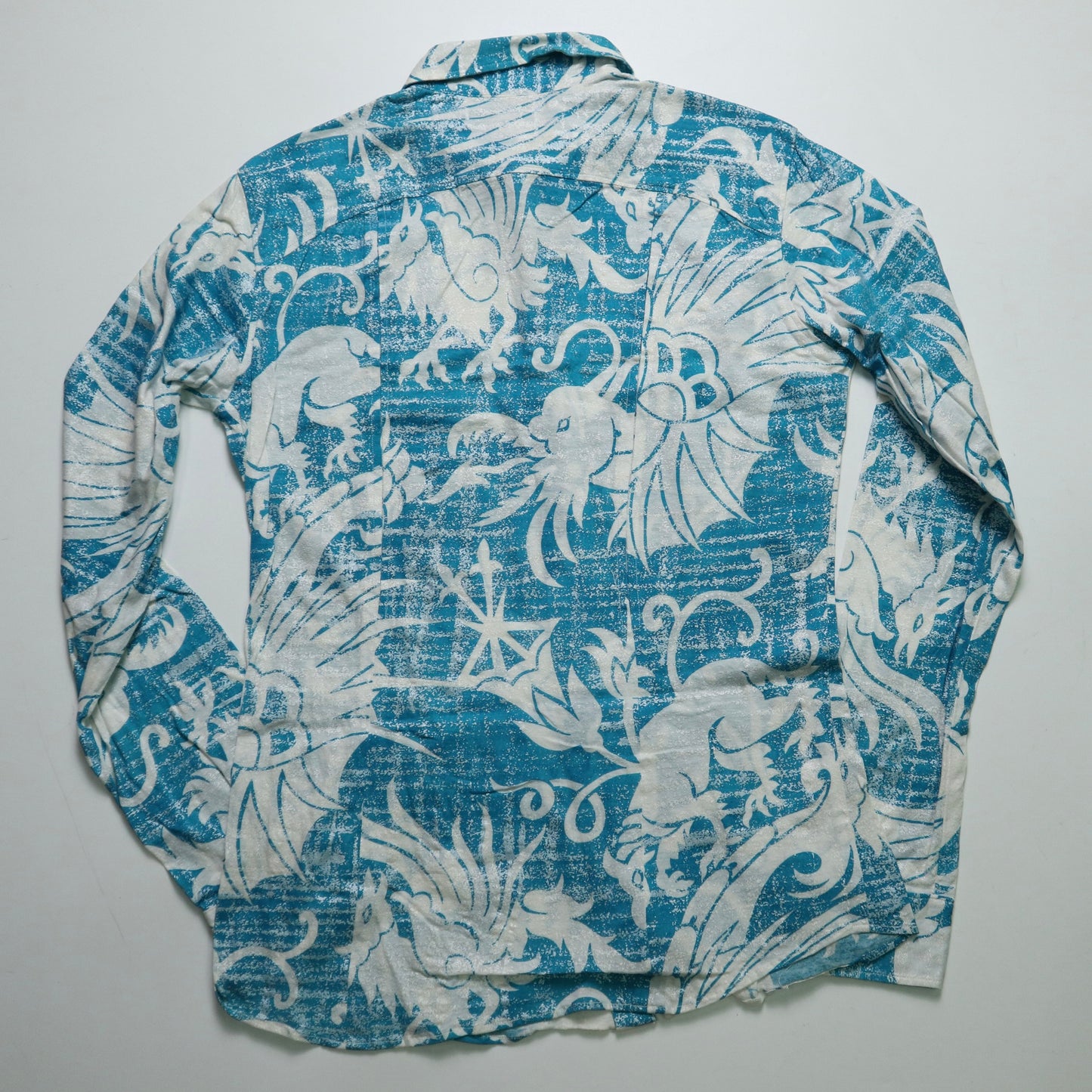 Water blue hand-painted bird arrow collar shirt