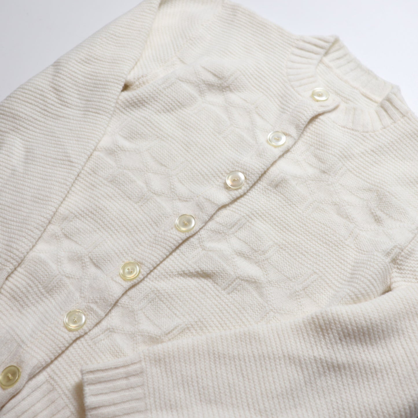 80年代純白ダイヤ柄ニットジャケットセーター