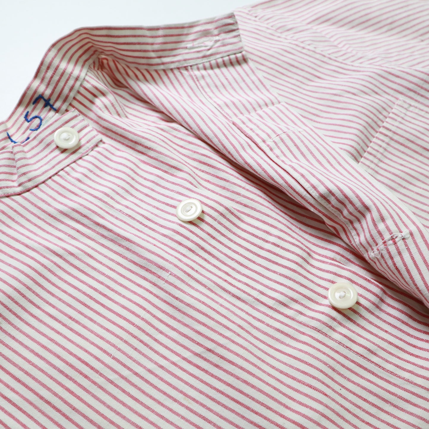 1970年代の赤と白のストライプのファーマーズシャツオーバーオール
