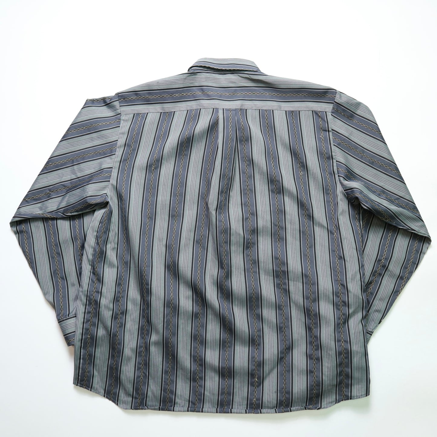 古典灰色條紋長袖襯衫
