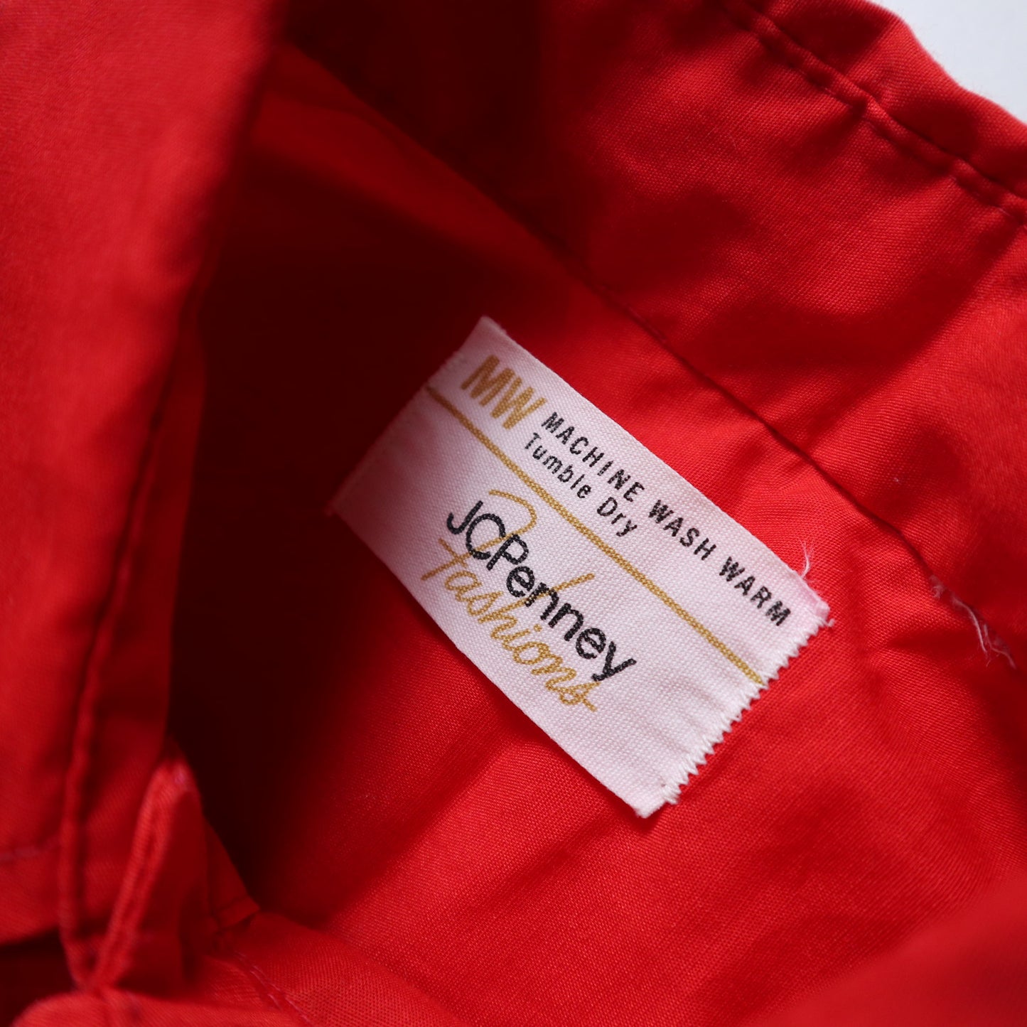 1970s JCPENNEY red arrow collar shirt