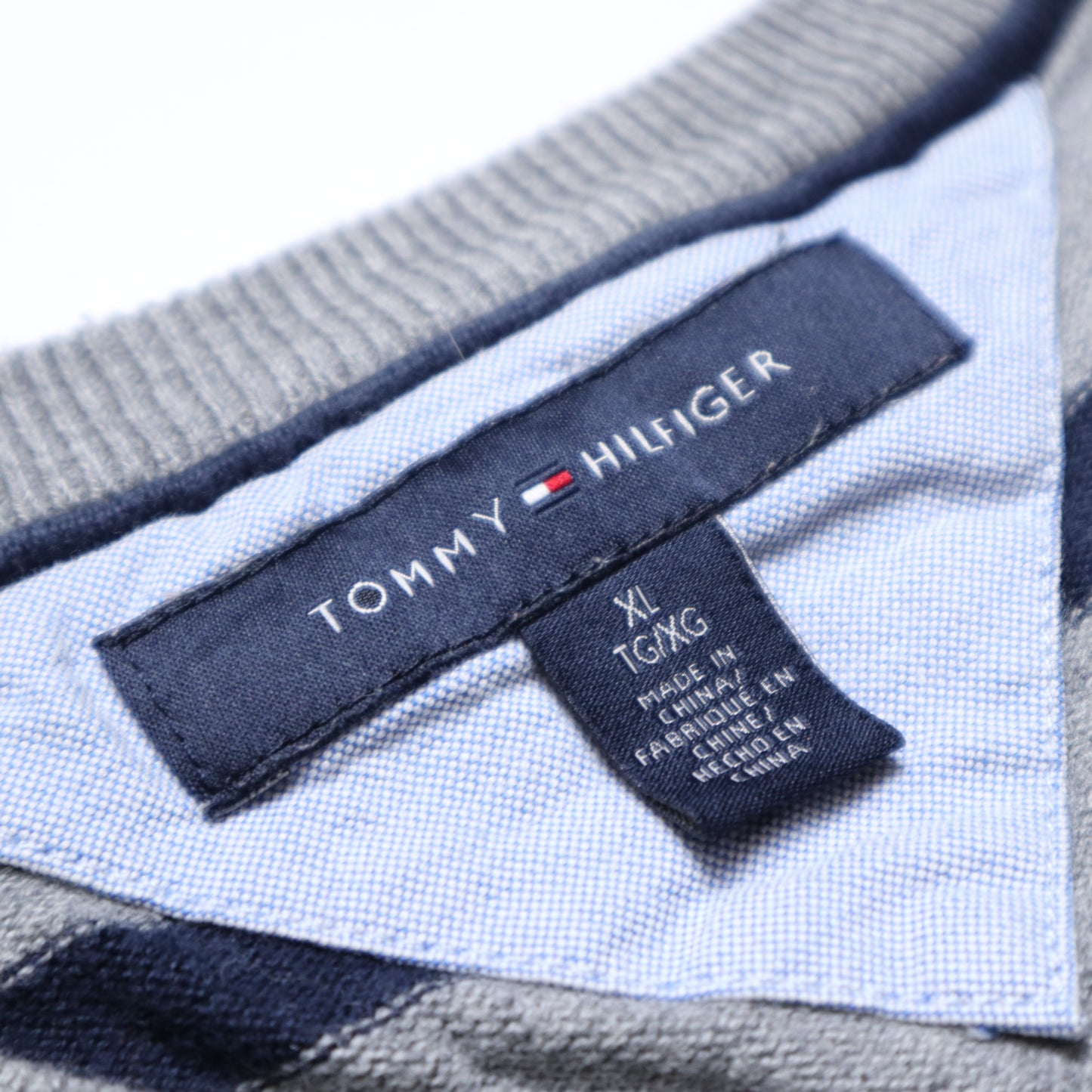 Tommy Hilfiger 灰色條紋針織衫