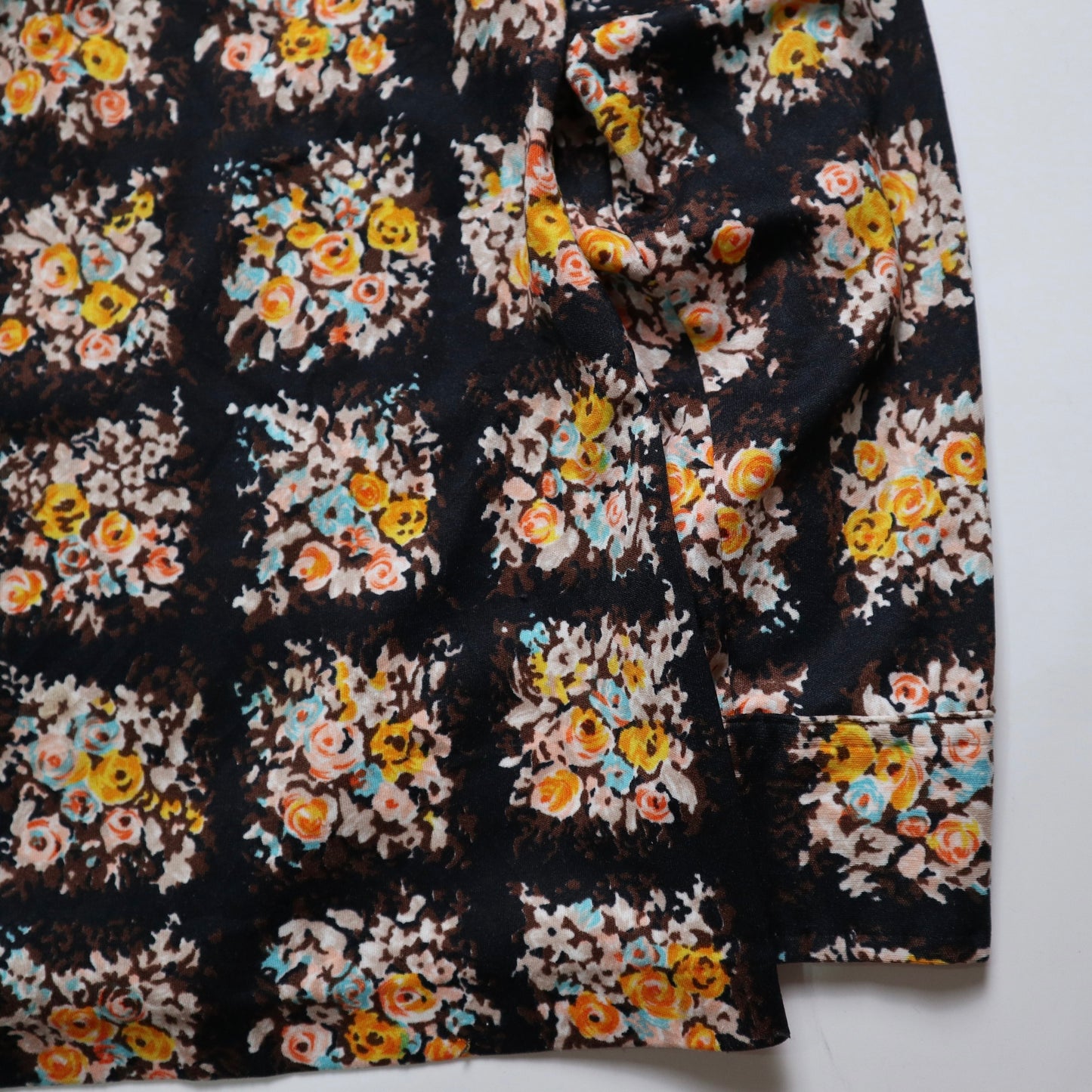 70-80s early rose print arrow collar shirt made in Taiwan Disco blouse