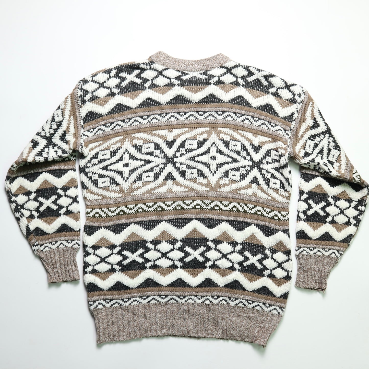 英国製カーキ幾何学模様セーター ニットセーター