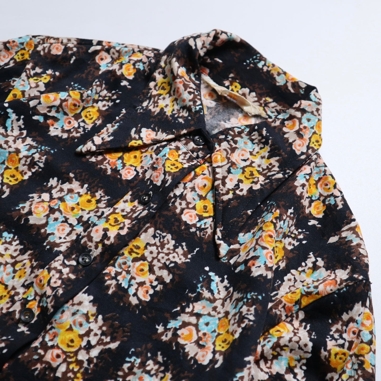 70-80s early rose print arrow collar shirt made in Taiwan Disco blouse