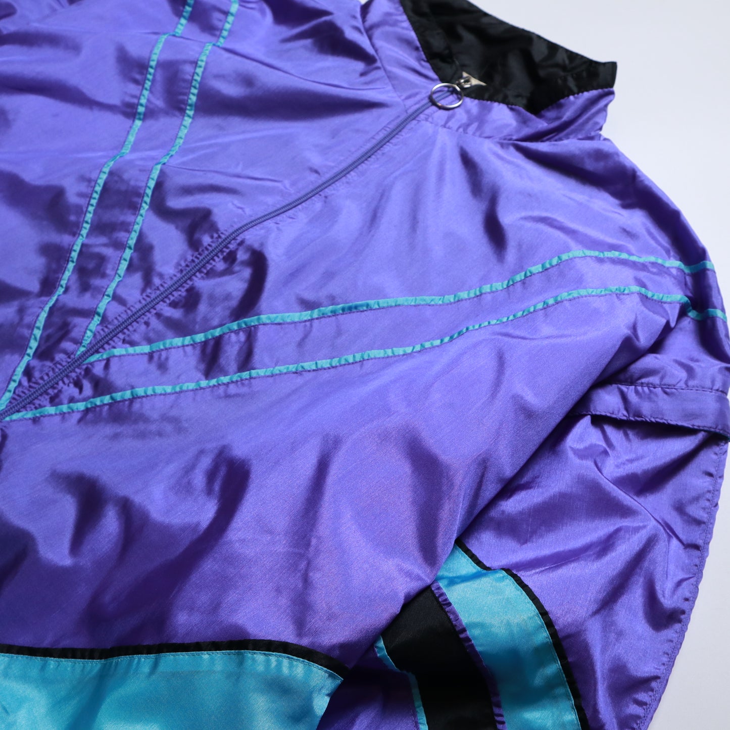 90's Crazy nylon jacket purple big V nylon jacket