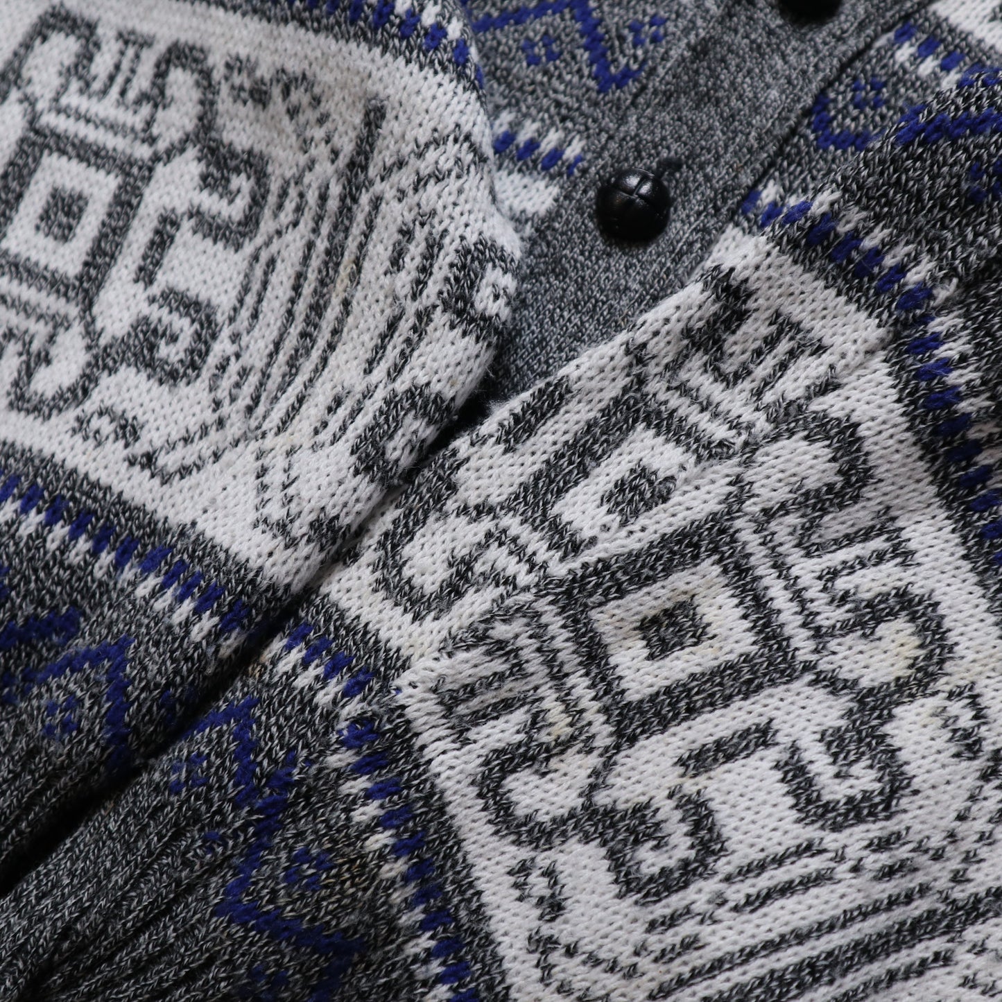 法國製 龜殼扣圖騰針織外套 古著毛衣