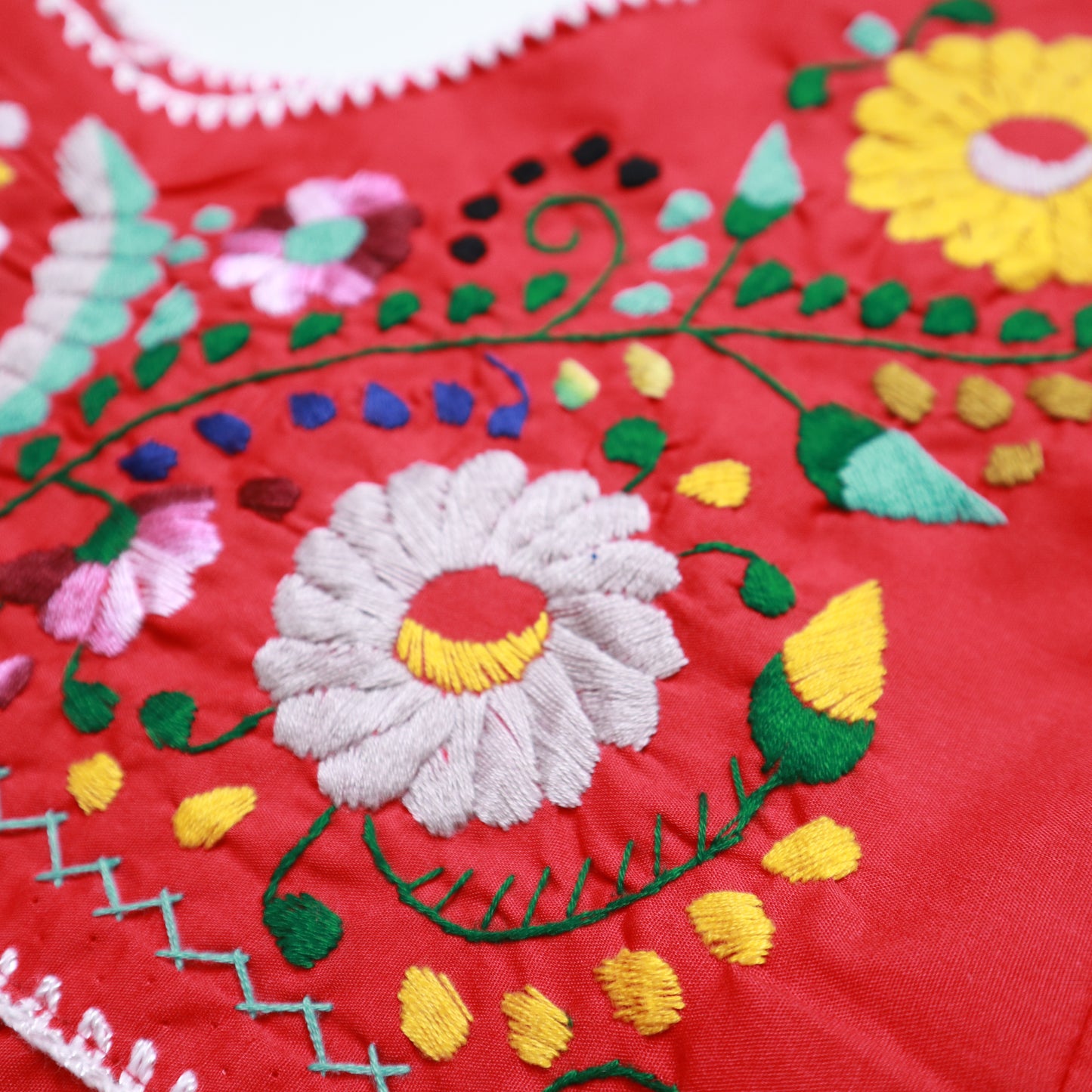メキシカンレッドの手刺繍ドレス 刺繍ブラウス